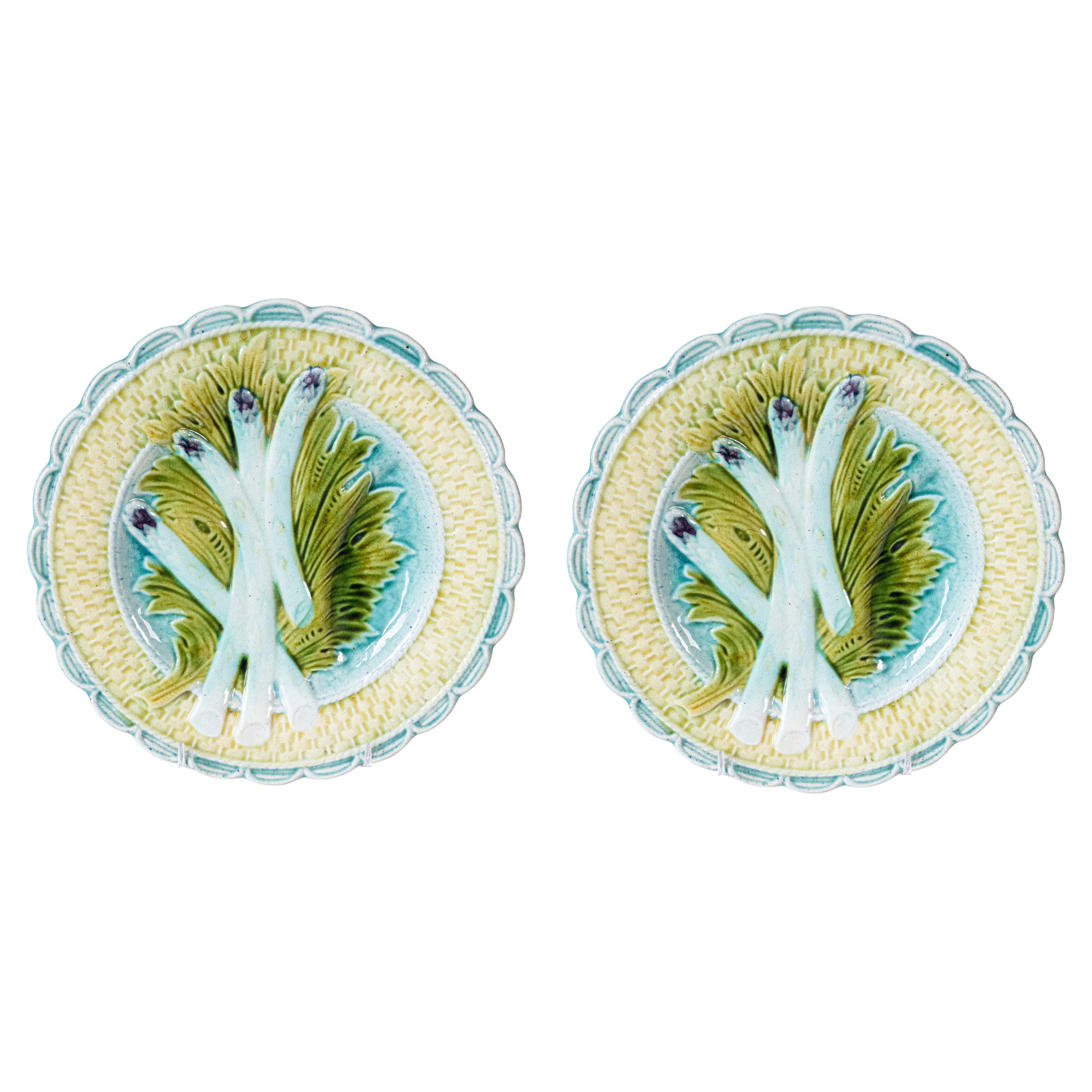 French 1850s Majolica Asparagus Plate with Scalloped Edge, Two Available For Sale