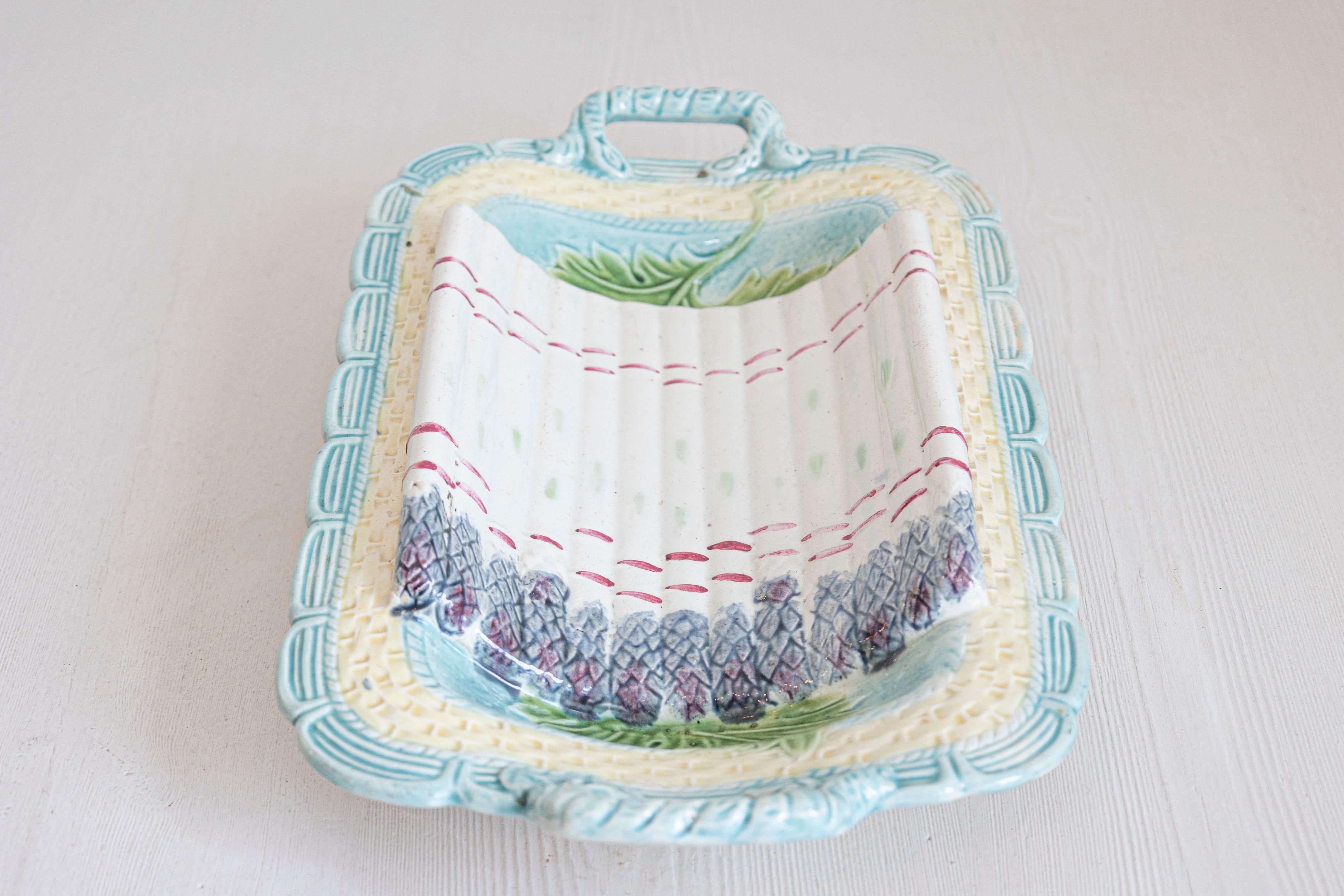 Plat à asperges français des années 1850 aux tons violet, turquoise et jaune Bon état - En vente à Atlanta, GA