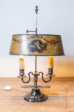 French 1850s Napoléon III Painted Tôle Two-Light Lamp with Cherub and Roses