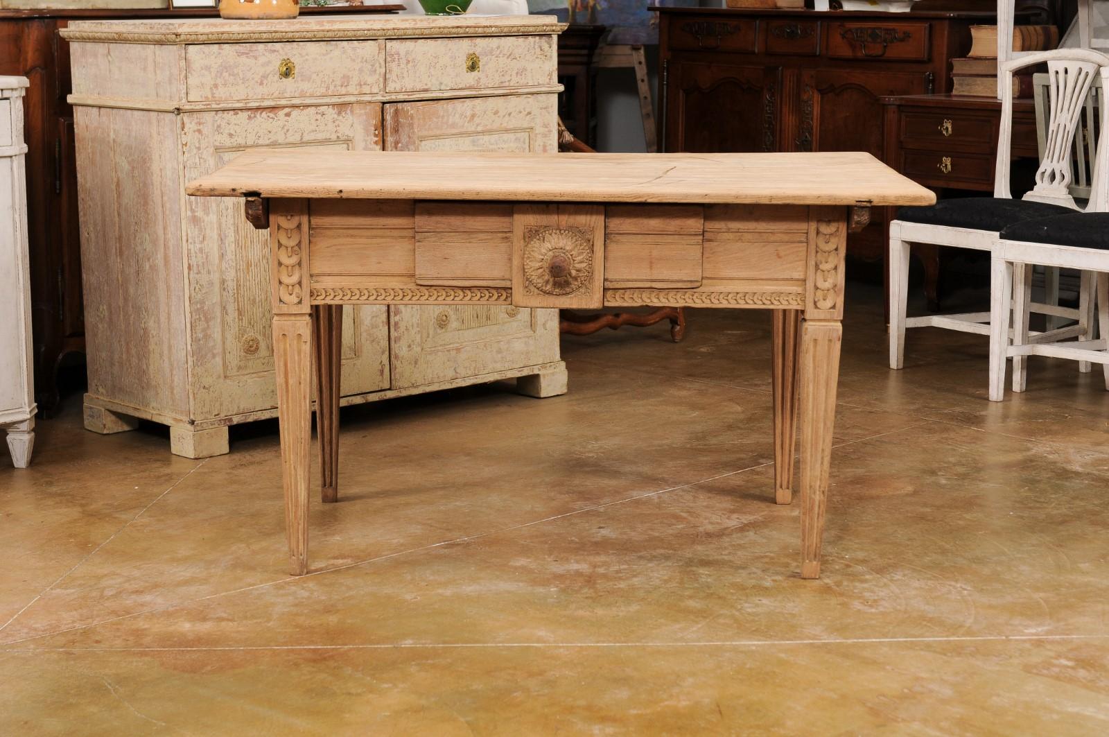 French, 1850s Napoléon III Period Center Table with Carved Motifs and Drawer For Sale 6