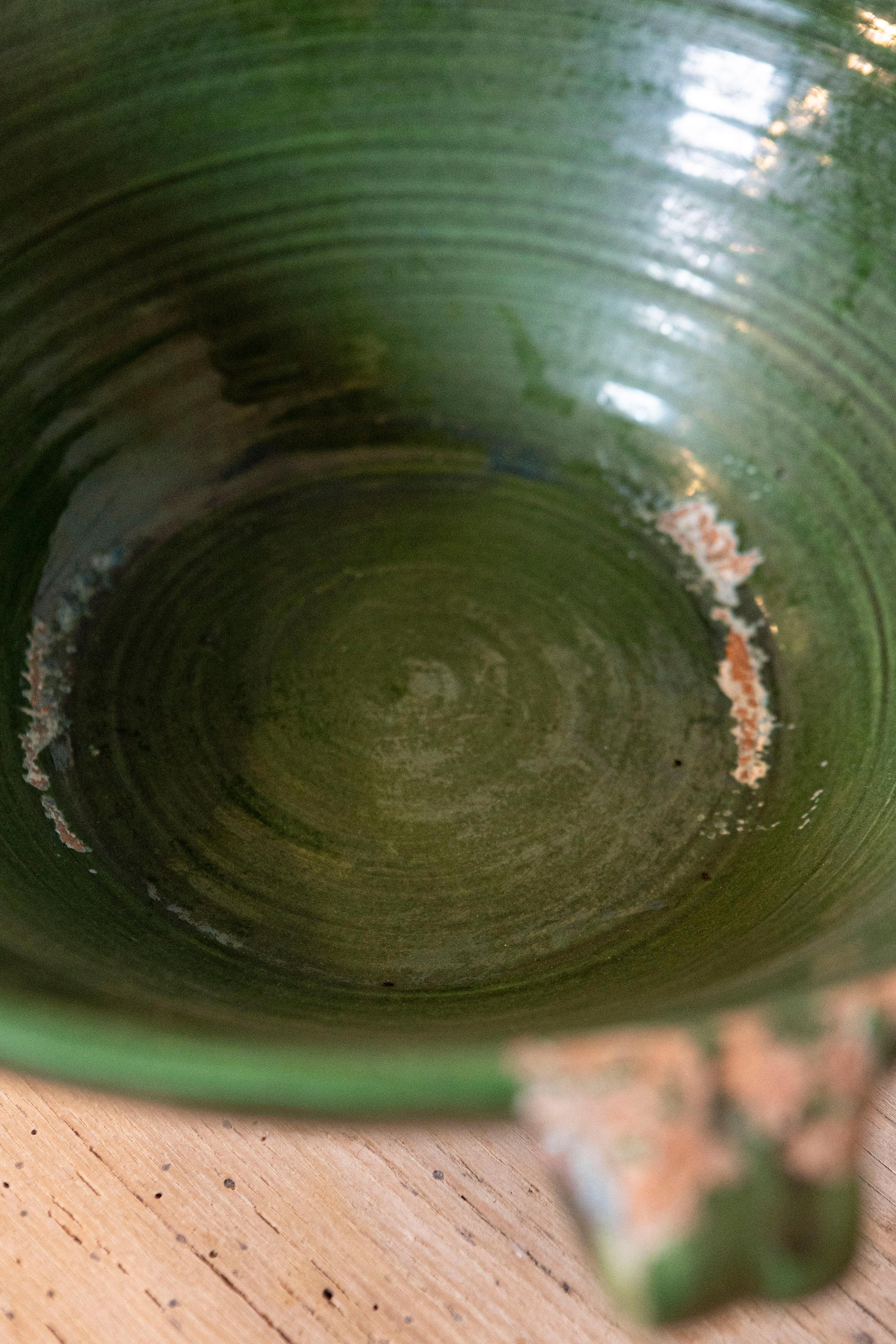 French 1850s Provincial Green Glazed Terracotta Bowl with Handles and Spout In Good Condition For Sale In Atlanta, GA