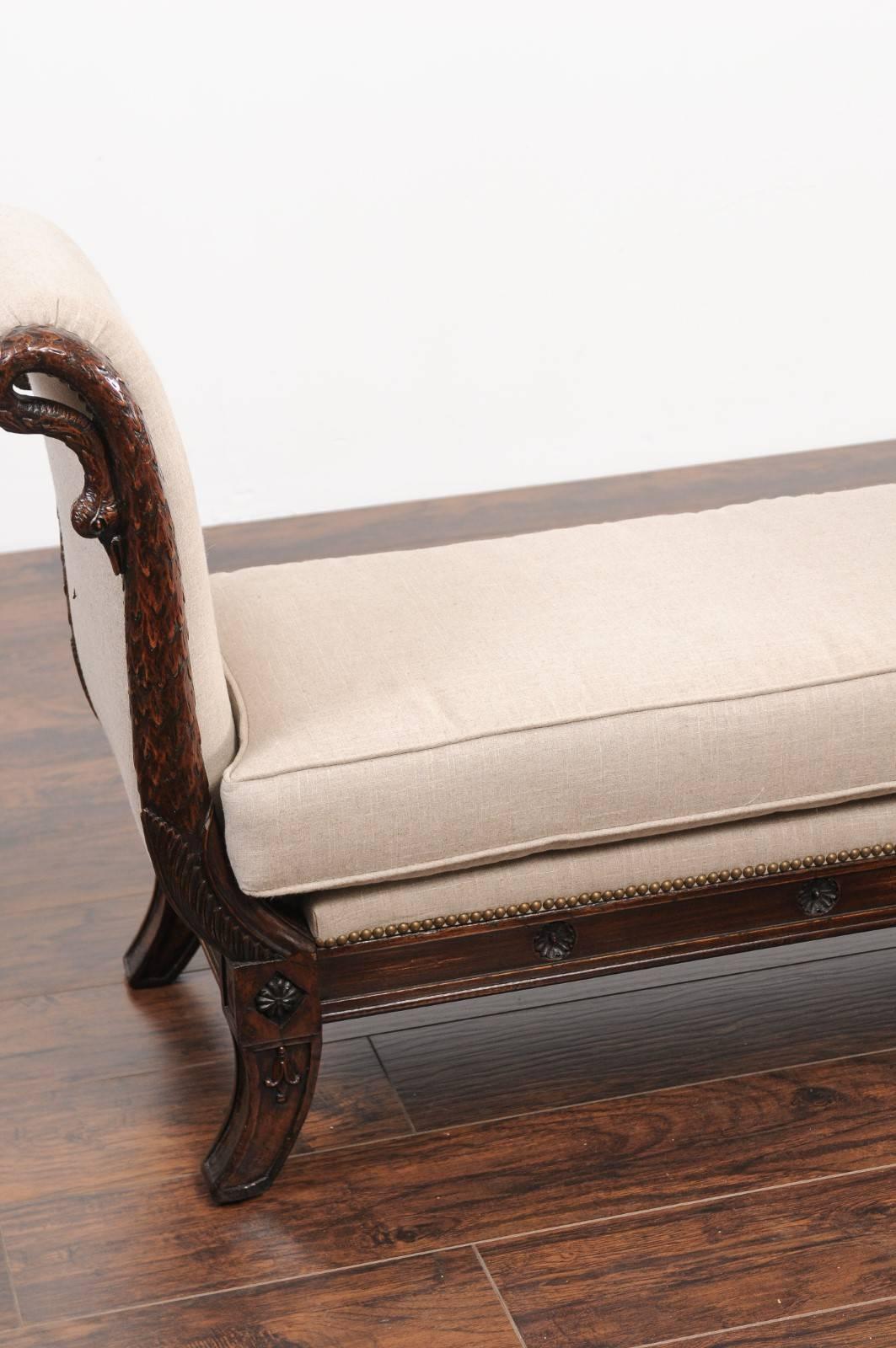 French 1860s Empire Style Walnut Bench with Out-Scrolled Sides and Swan Figures For Sale 3