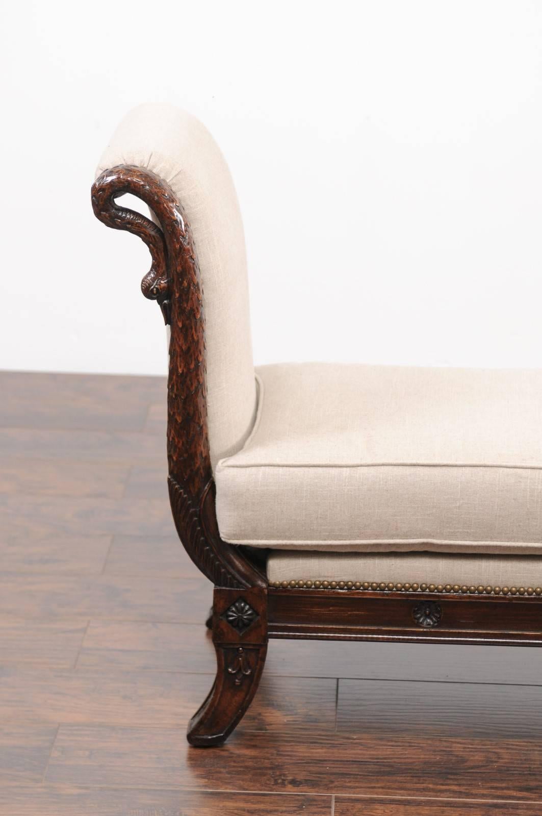 French 1860s Empire Style Walnut Bench with Out-Scrolled Sides and Swan Figures For Sale 4