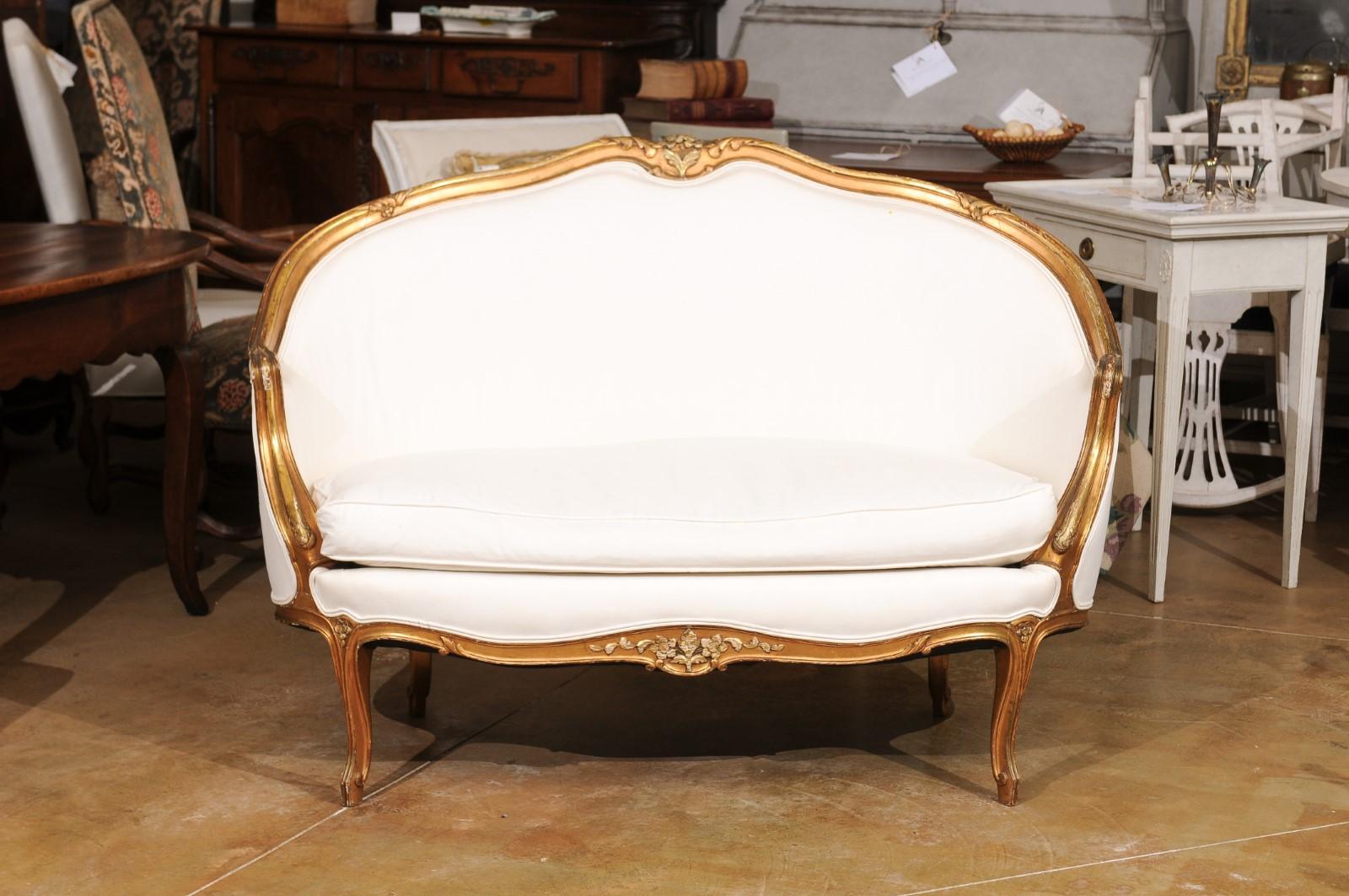 French, 1860s Louis XV Style Upholstered Giltwood Petite Sofa with Carved Crest 6