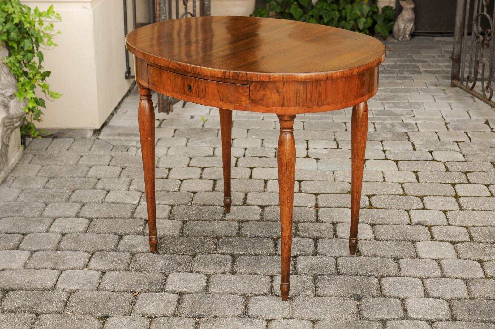 French 1860s Napoleon III Oval Table with Single Drawer and Cylindrical Legs 5