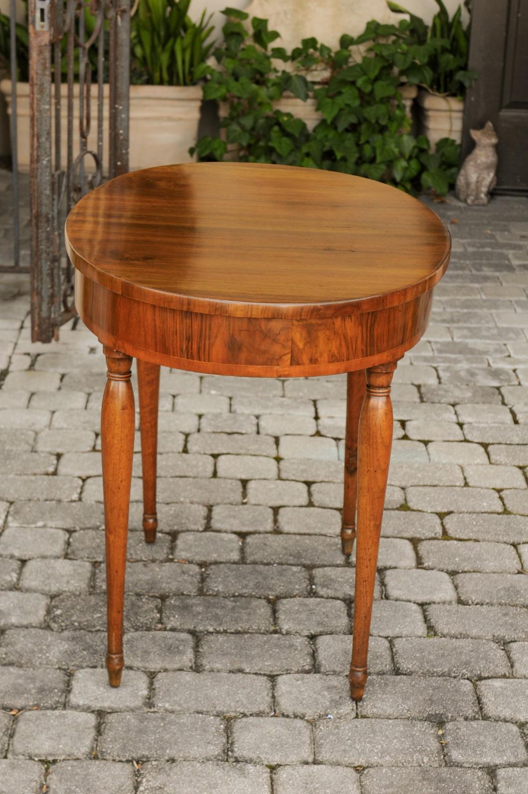 French 1860s Napoleon III Oval Table with Single Drawer and Cylindrical Legs 2