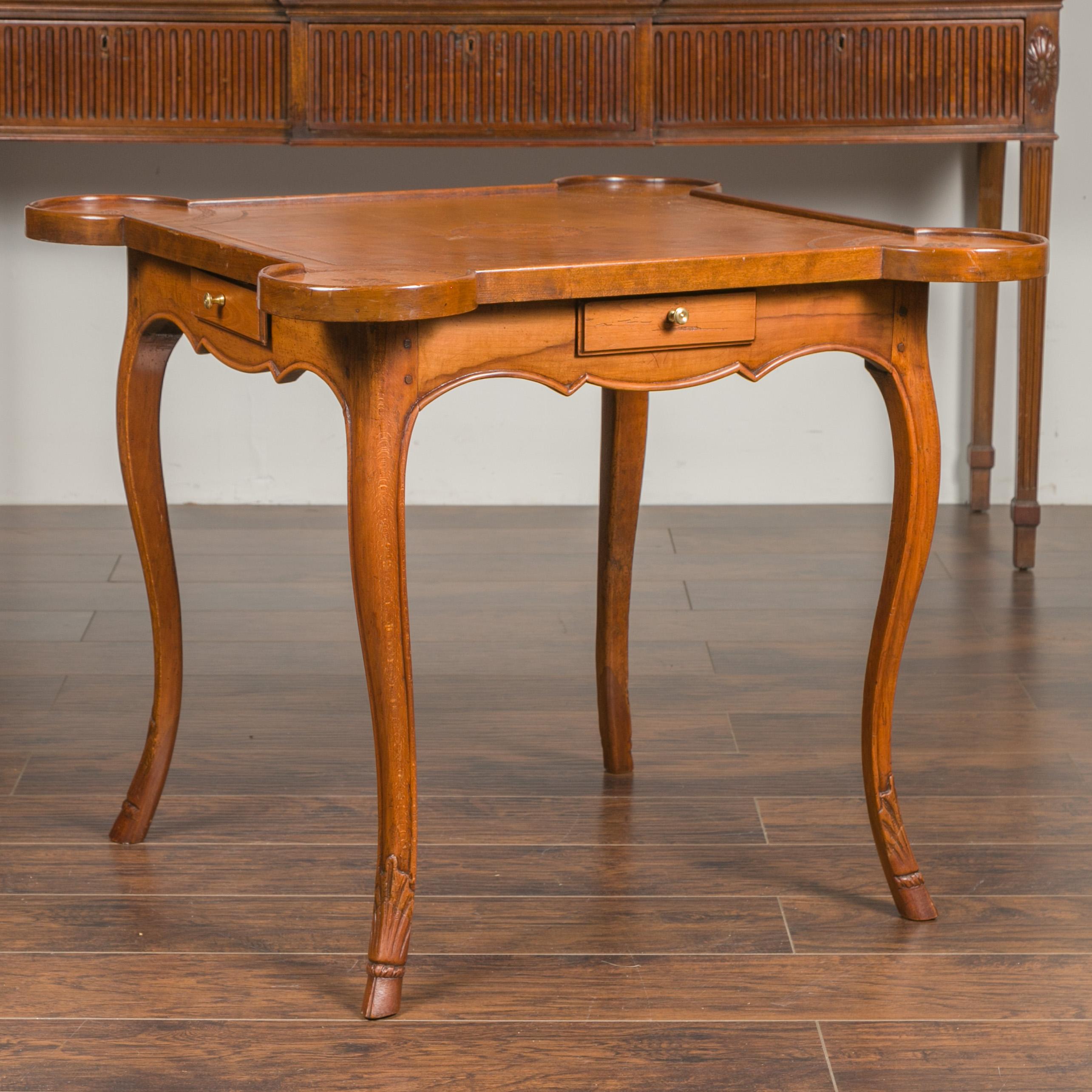 French 1860s Napoleon III Walnut Game Table with Four Drawers and Cabriole Legs For Sale 5