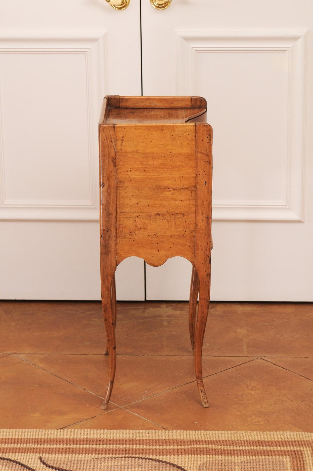 French 1860s Napoléon III Walnut Side Table with Five Drawers and Open Shelf 5