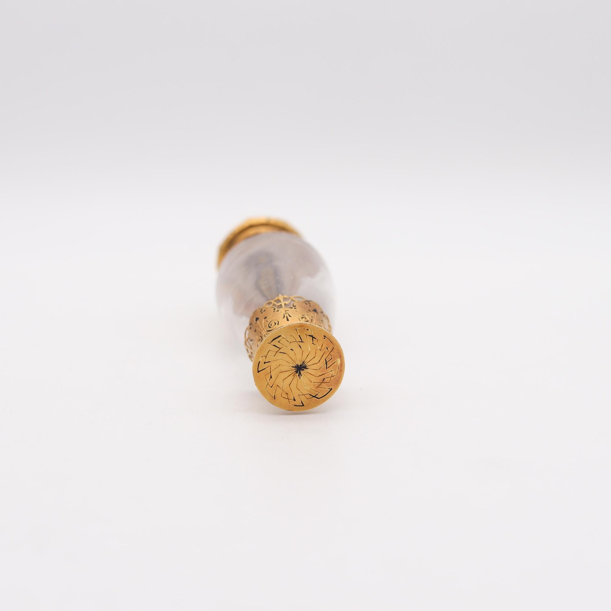 Französische Parfümflaschenhalterung aus 18 Karat Gelbgold mit Edelsteinen, Napoleon III.-Periode, Französisch 1870 im Zustand „Hervorragend“ im Angebot in Miami, FL