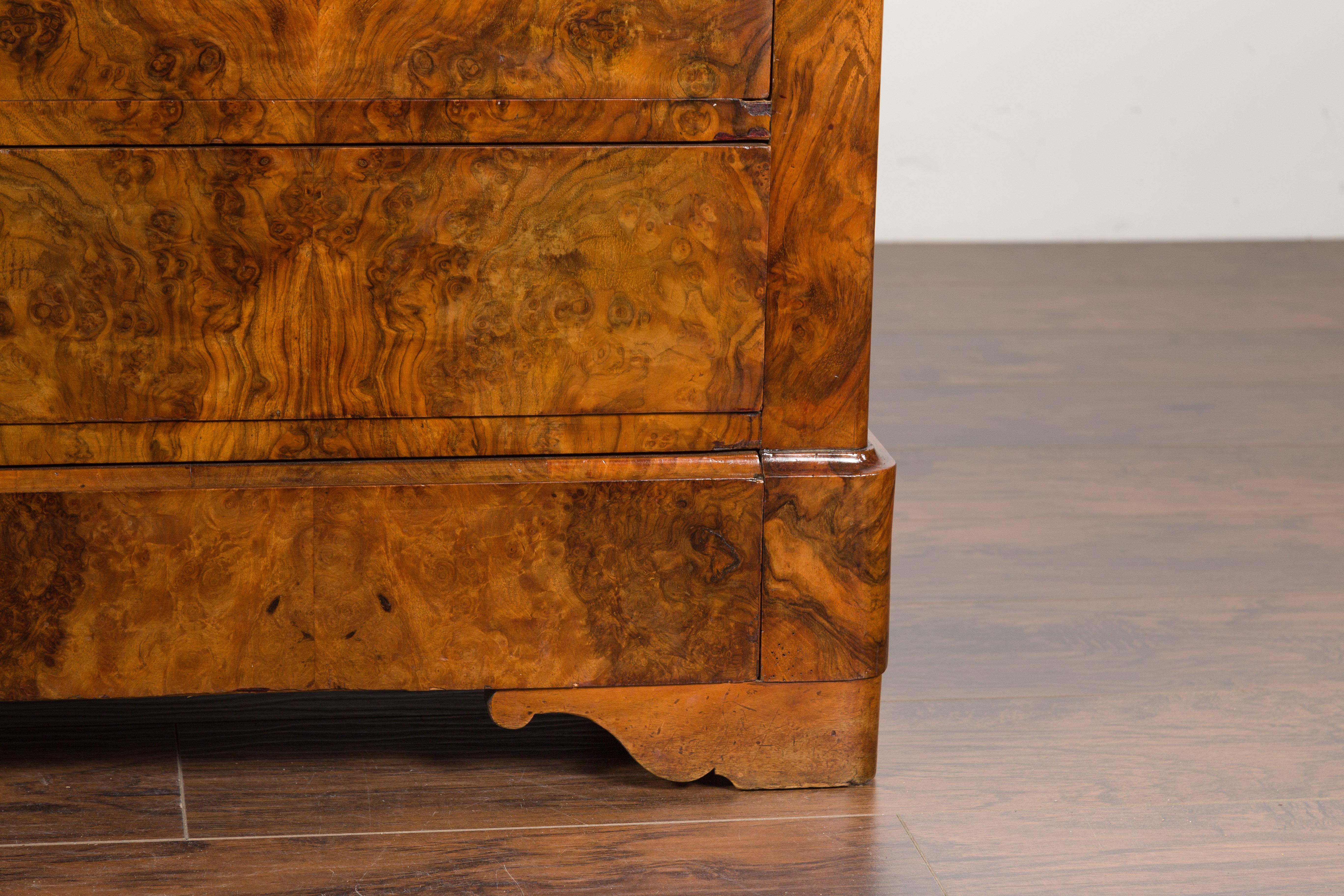 French 1870s Louis-Philippe Walnut Five-Drawer Commode with Butterfly Veneer 2