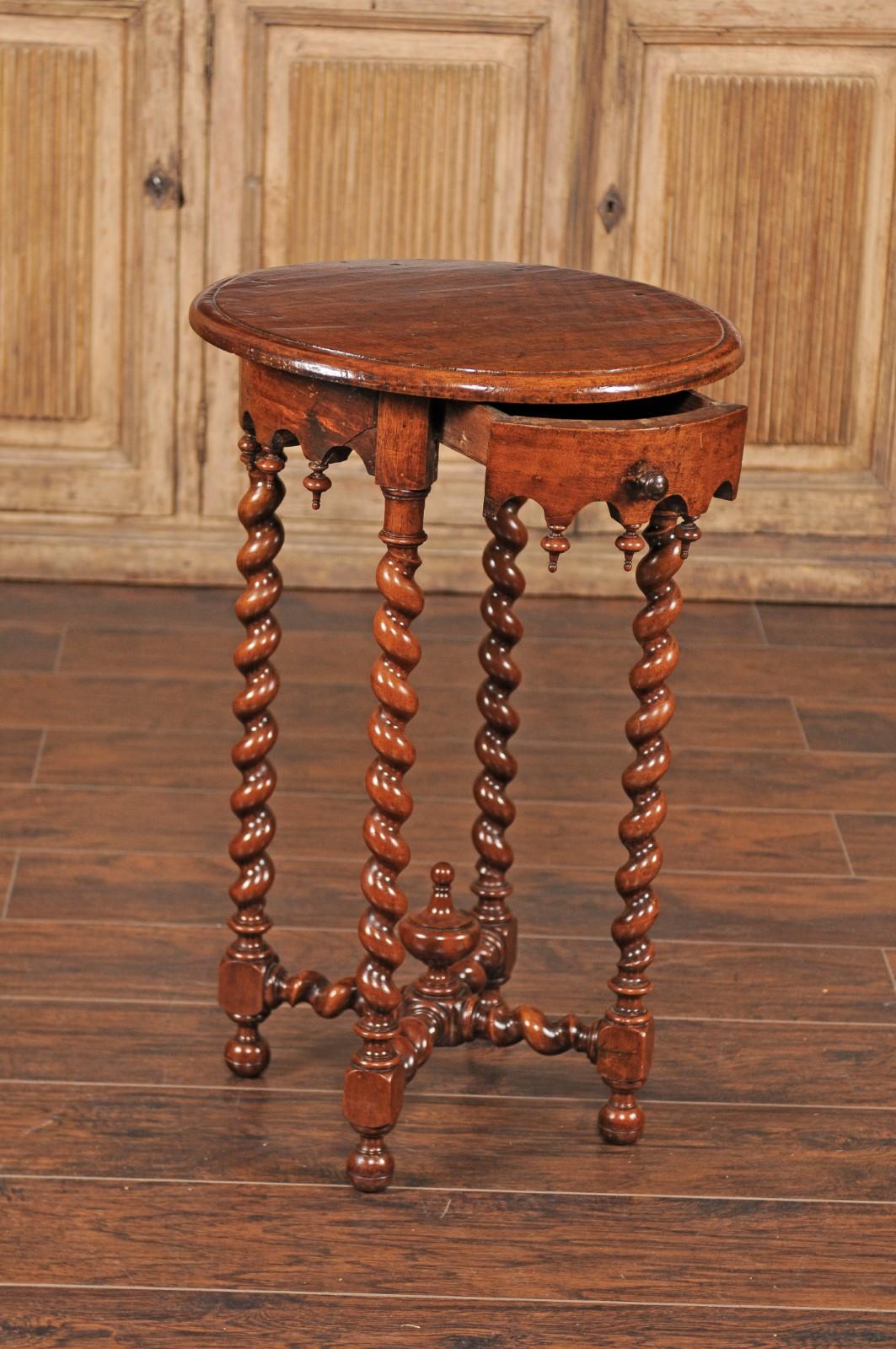 French 1870s Louis XIII Style Walnut Guéridon Side Table with Barley Twist Legs In Good Condition In Atlanta, GA