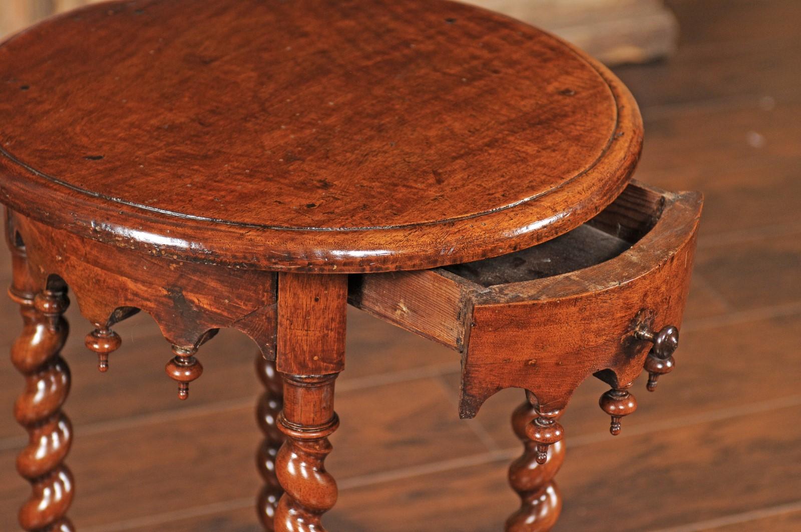19th Century French 1870s Louis XIII Style Walnut Guéridon Side Table with Barley Twist Legs