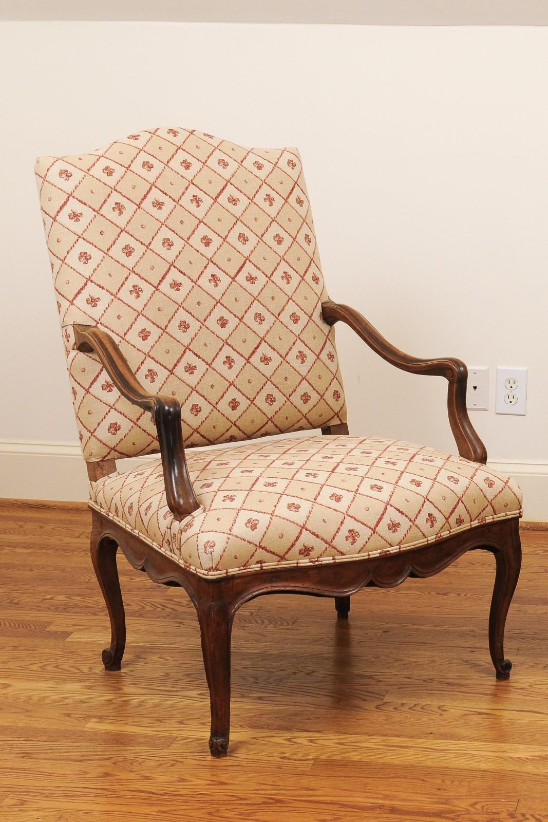 French 1870s Louis XV Style Walnut Armchair with New Floral Upholstery 7