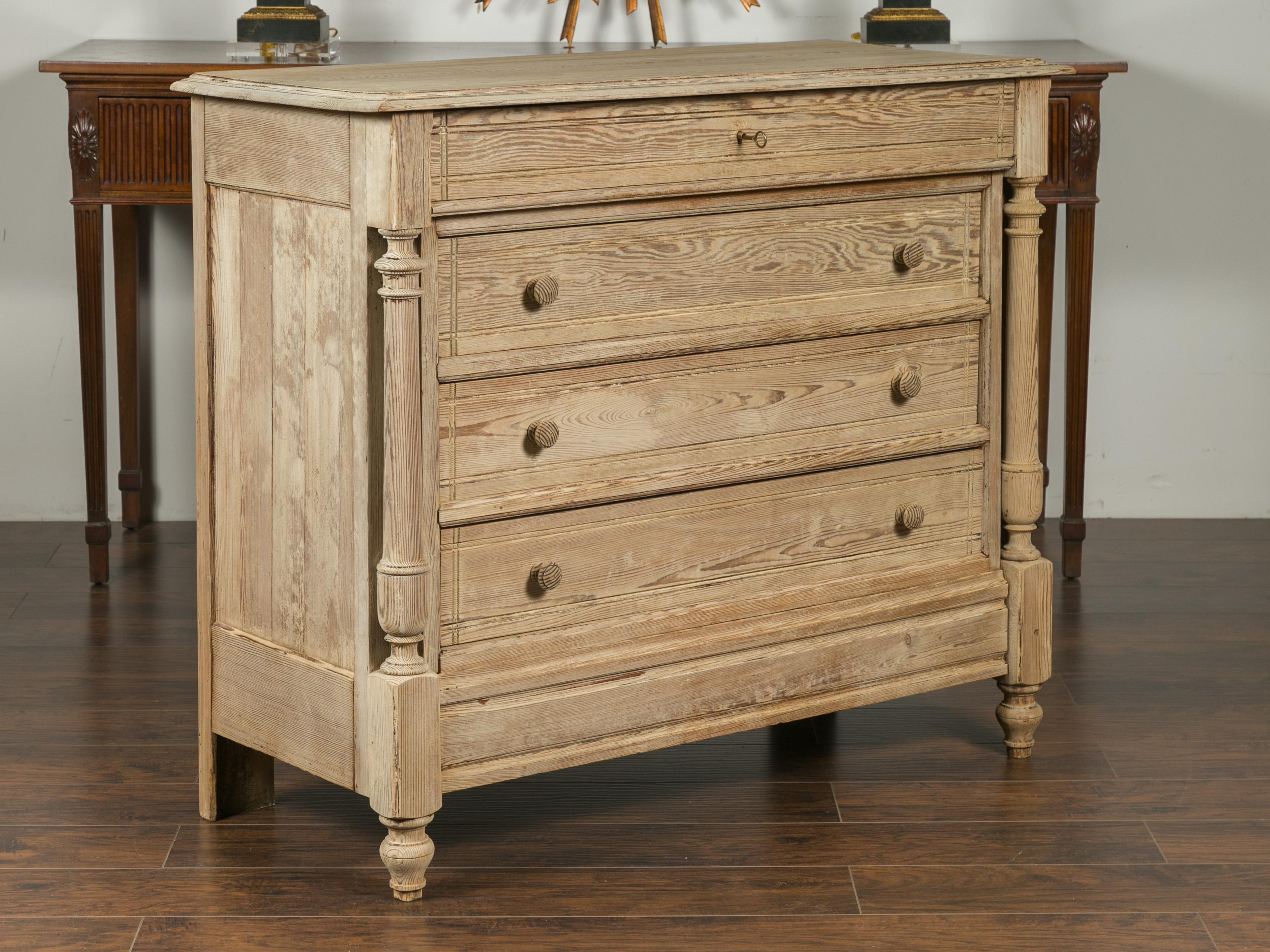 French 1870s Napoleon III Bleached Oak Four-Drawer Commode with Side Columns 7