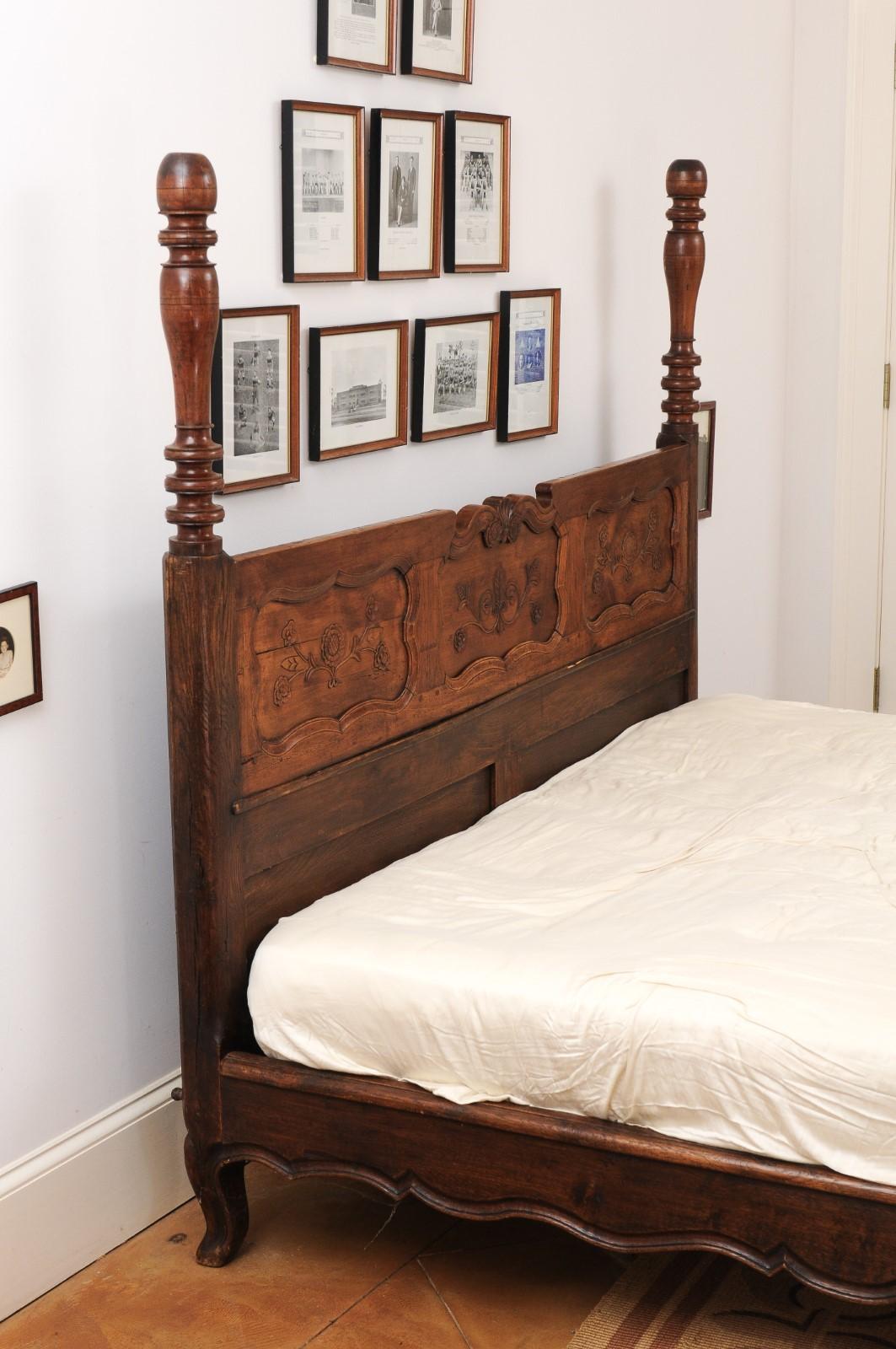 19th Century French 1870s Napoléon III Period Walnut Bed with Low-Relief Carved Floral Décor