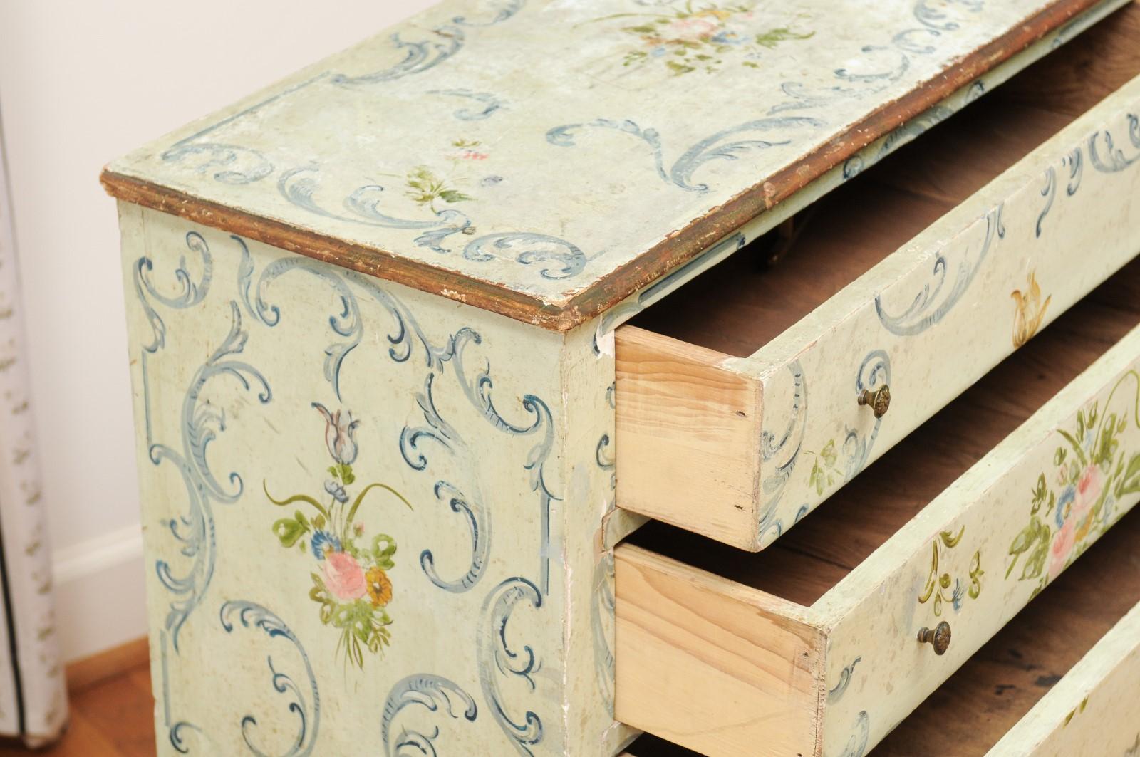 French 1870s Napoléon III Three-Drawer Chest with Painted Floral Decor 2