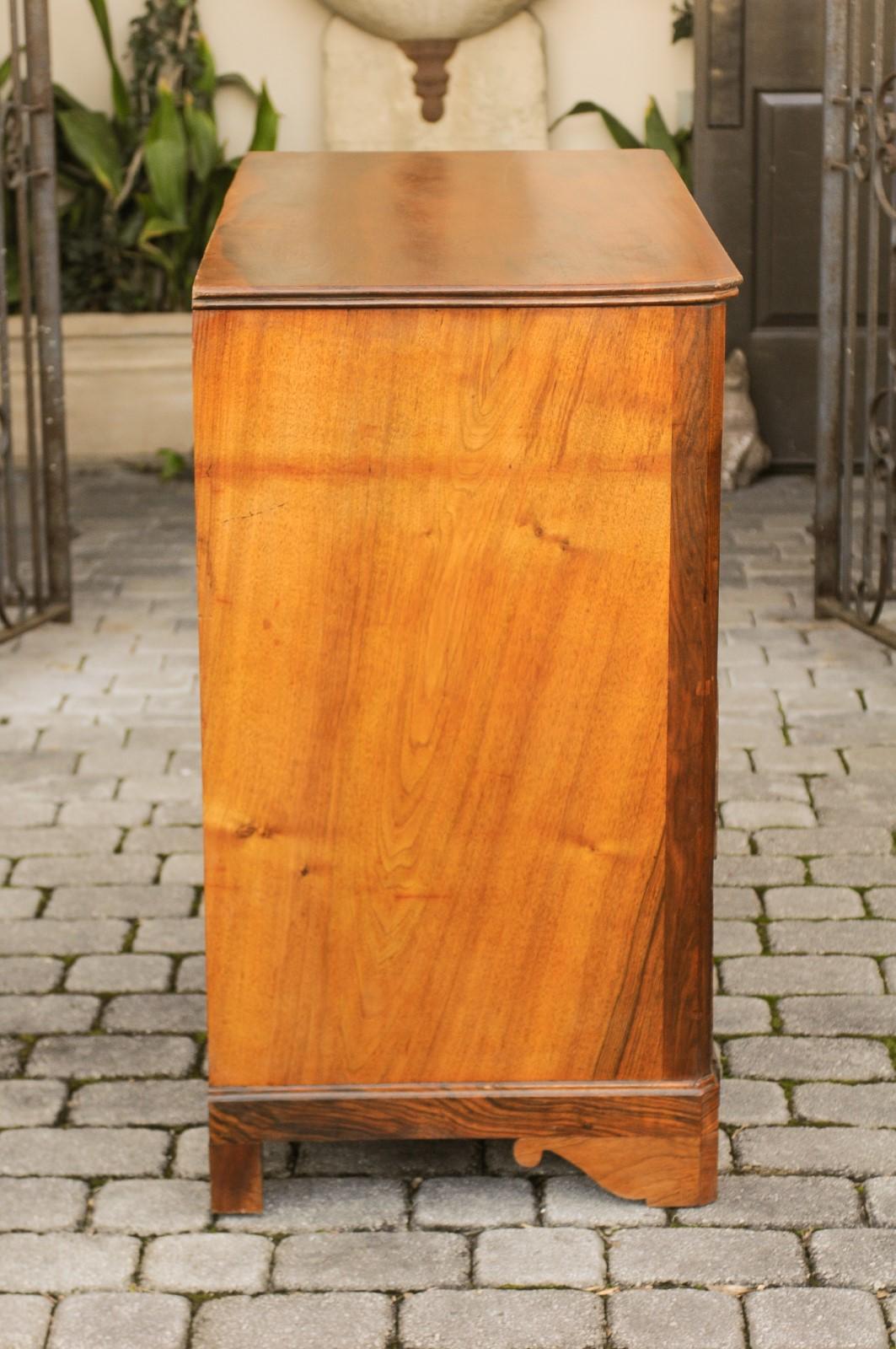 French 1870s Napoleon III Walnut Four-Drawer Commode with Bookmarked Veneer 7