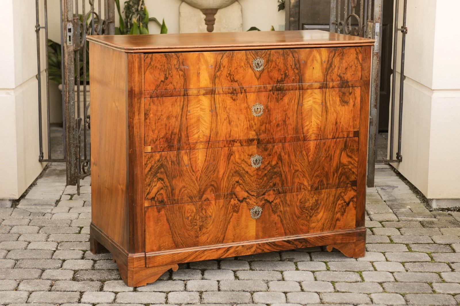 French 1870s Napoleon III Walnut Four-Drawer Commode with Bookmarked Veneer 2