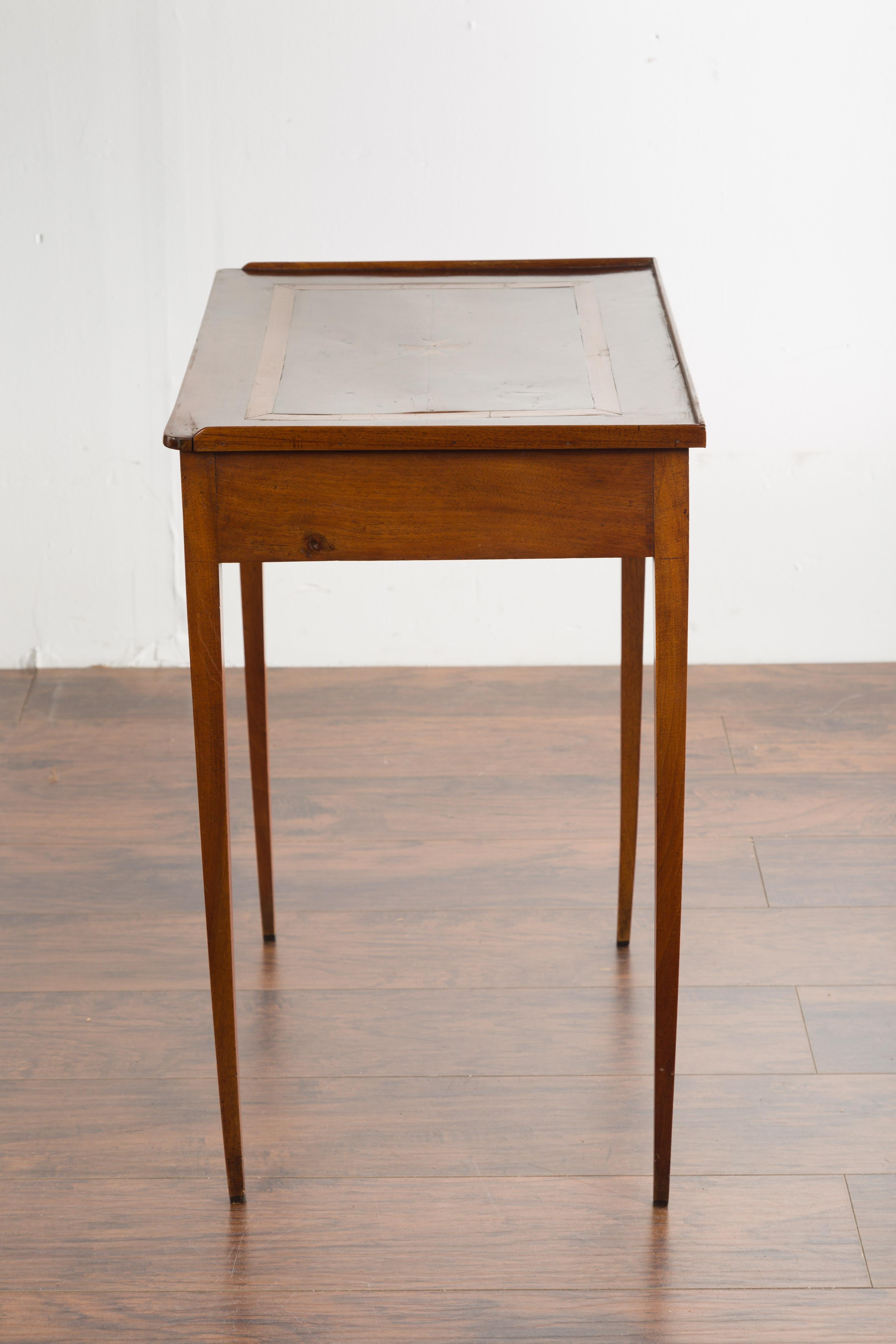 French 1870s Napoléon III Walnut Side Table with Star Inlay and Single Drawer For Sale 15