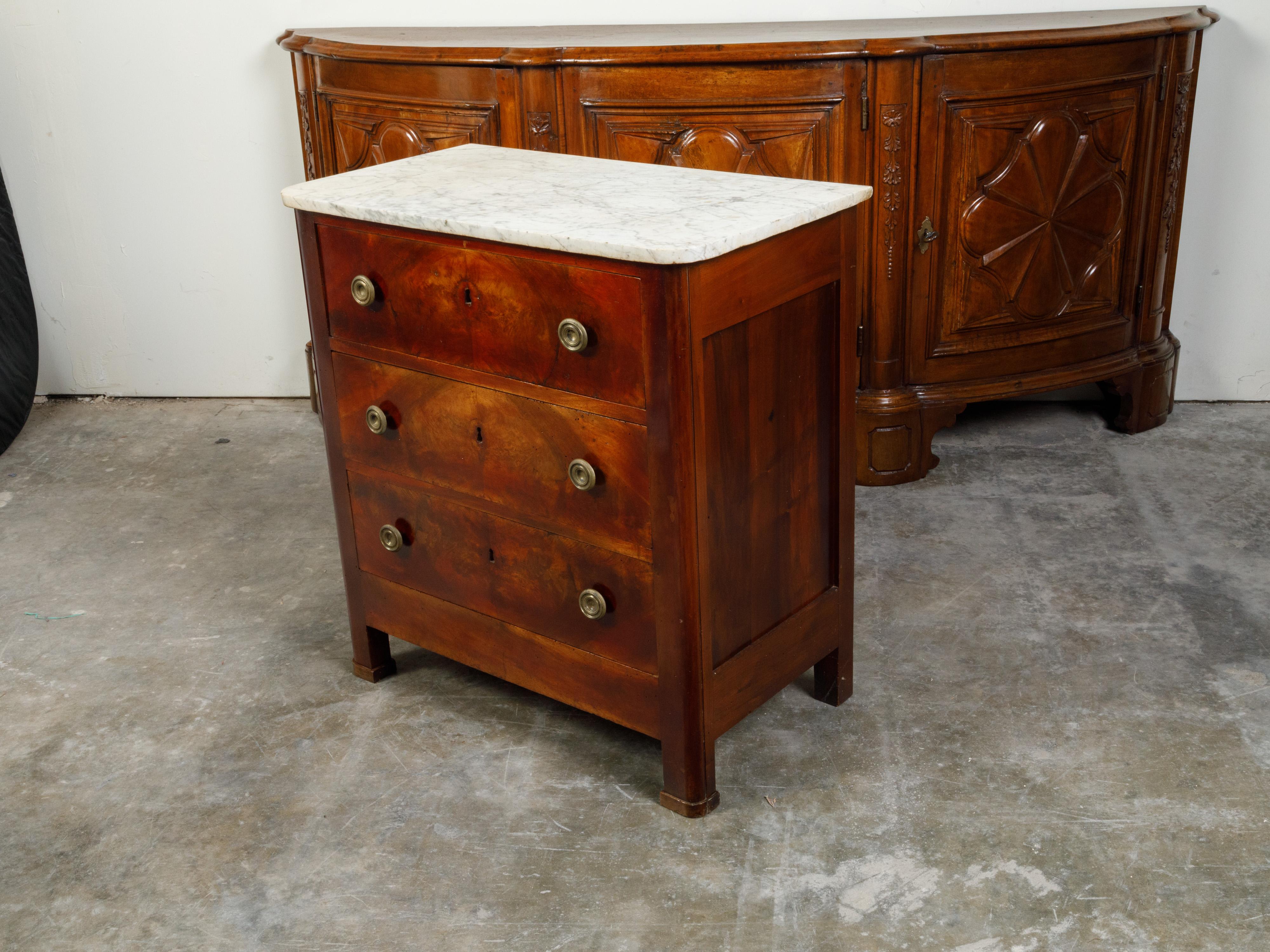 19th Century French 1870s Walnut Three-Drawer Commode with Marble Top and Butterfly Veneer For Sale