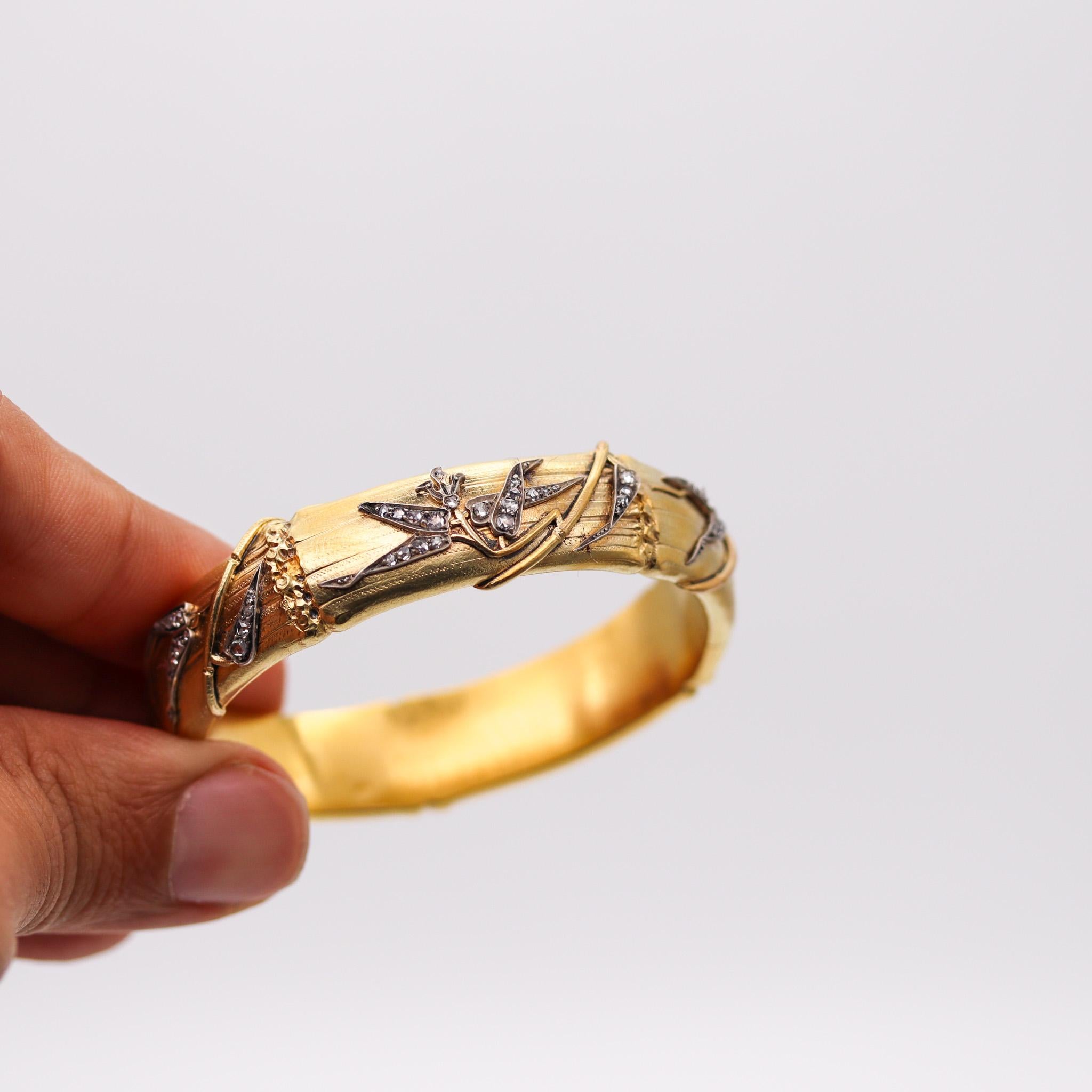 Bracelet français de 1880 en or jaune 18 carats à motif de bambou avec diamants taille rose en vente 1