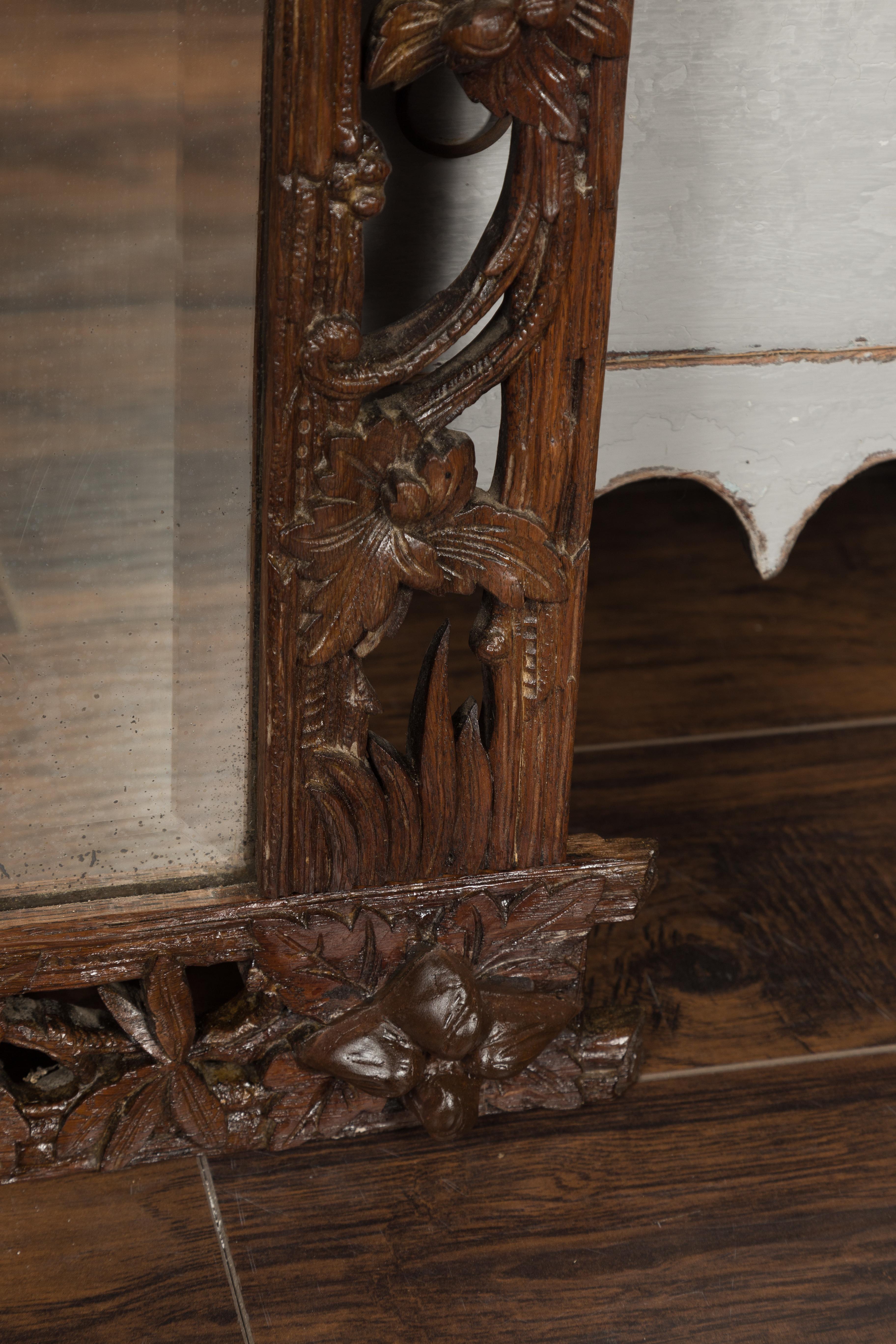 French 1880s Black Forest Wooden Mirror with Carved Fox, Foliage and Branches 9