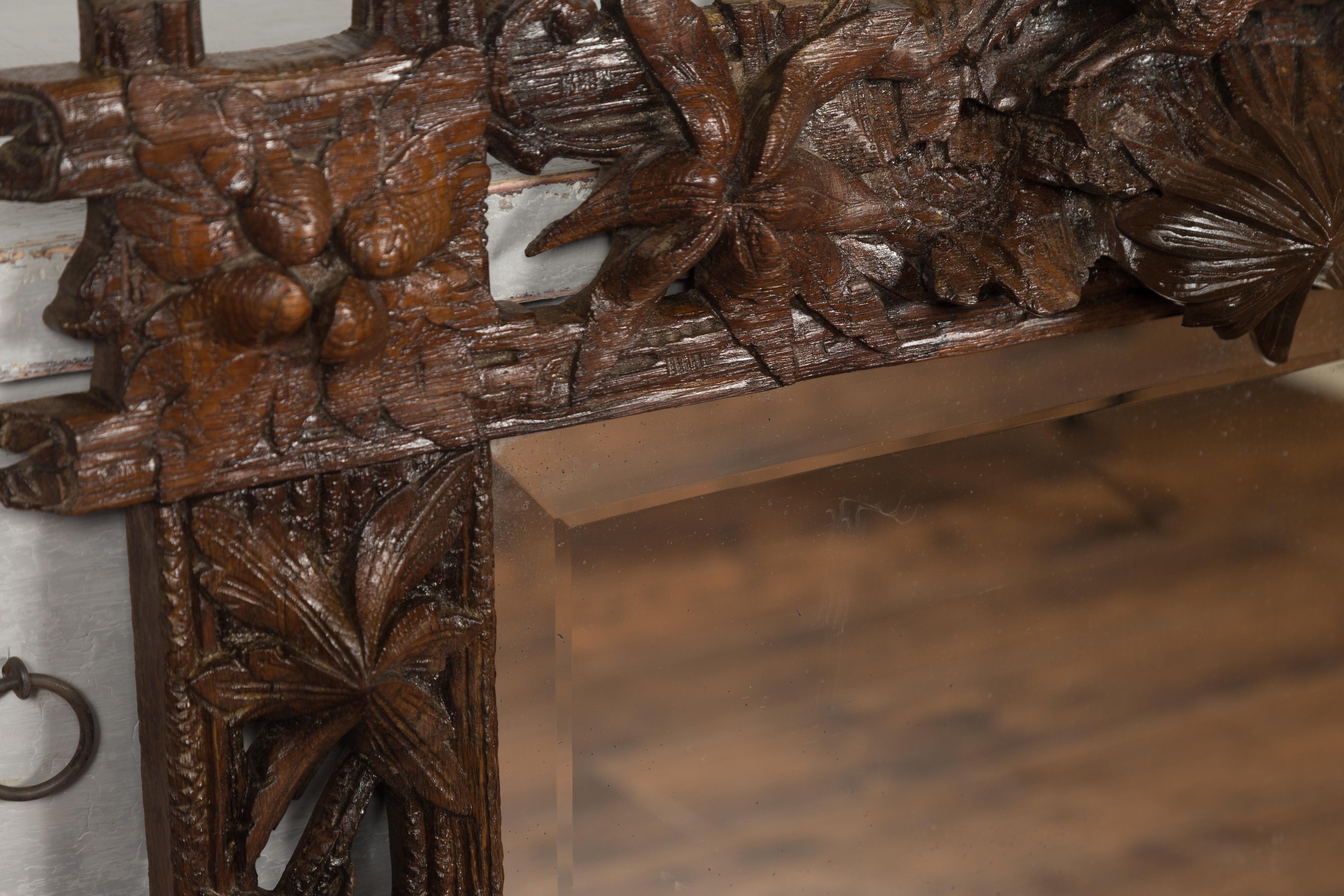 French 1880s Black Forest Wooden Mirror with Carved Fox, Foliage and Branches 4