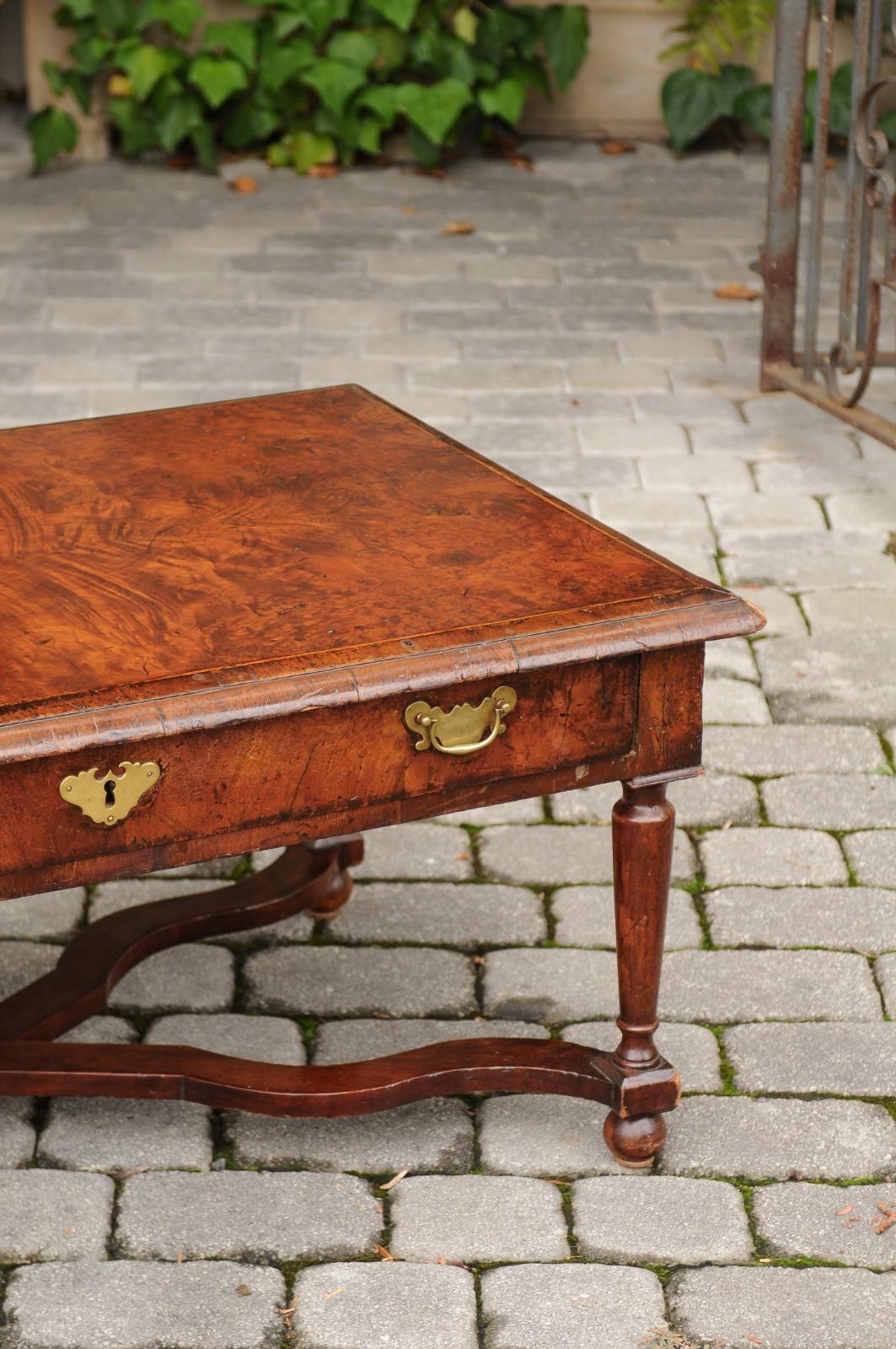 19th Century French 1880s Burl Walnut Coffee Table with Drawer, Baluster Legs and Stretcher