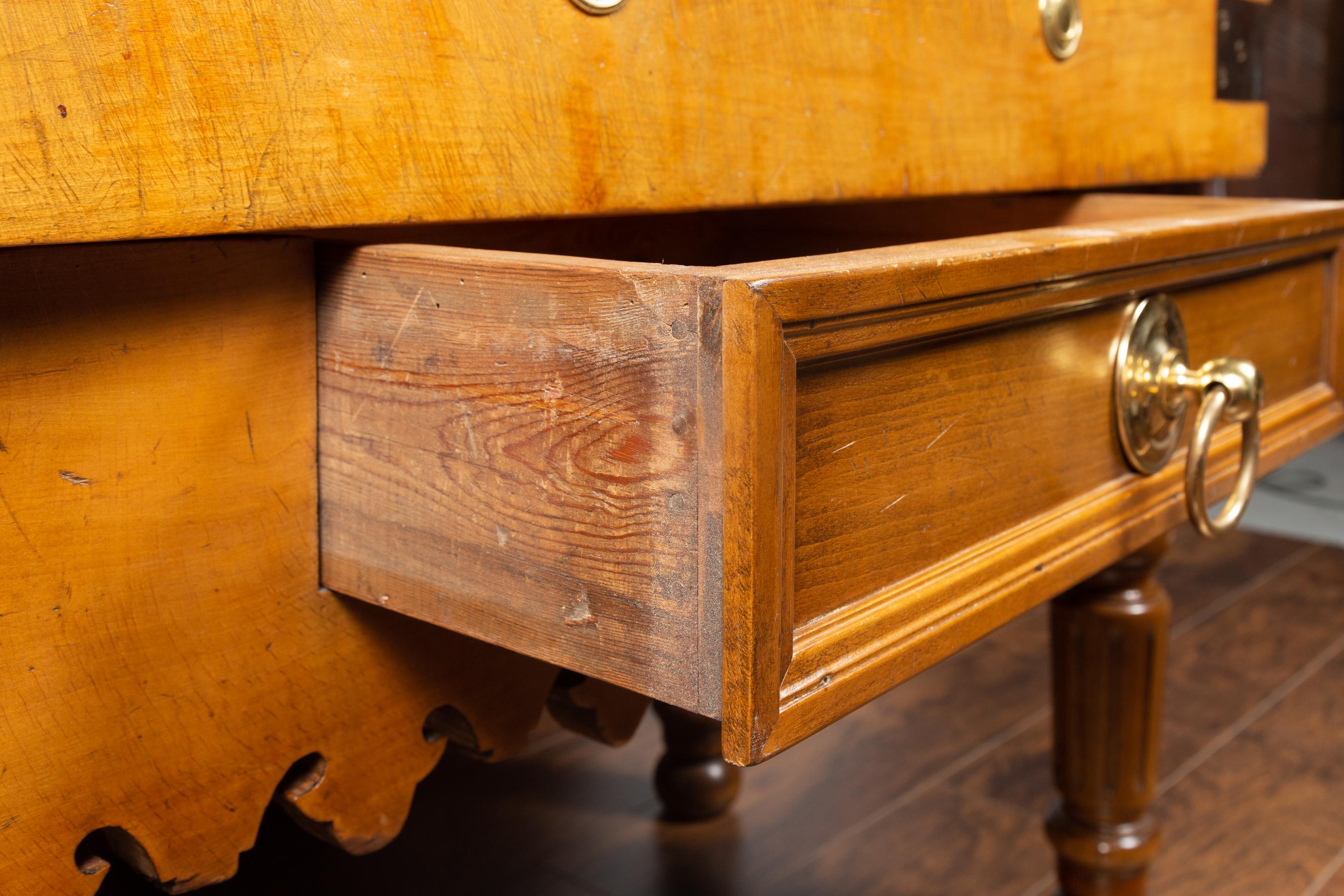 French 1880s Butcher Block with Broken Pediment, Carved Bull Head and Volutes 4