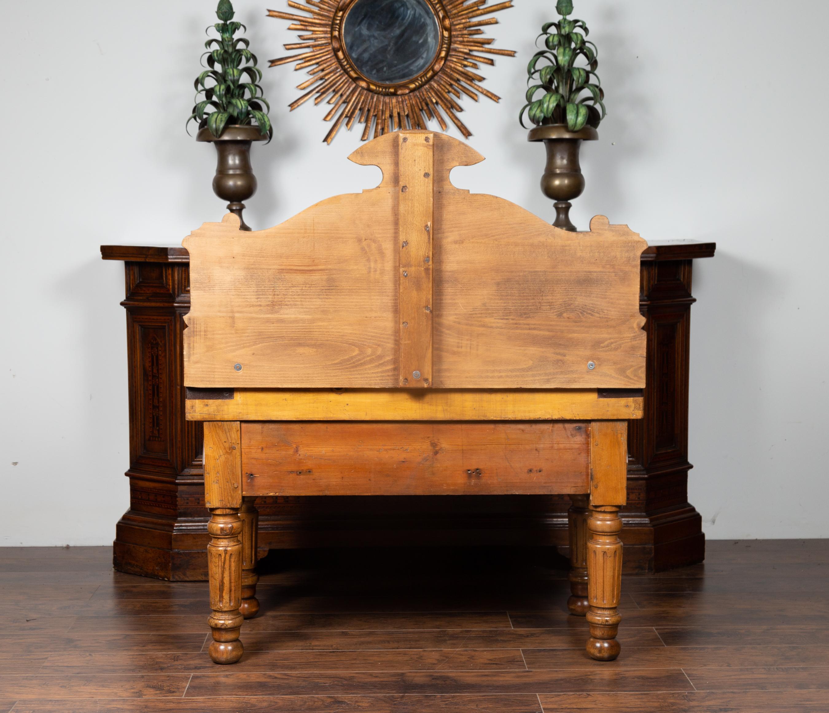 French 1880s Butcher Block with Broken Pediment, Carved Bull Head and Volutes 10