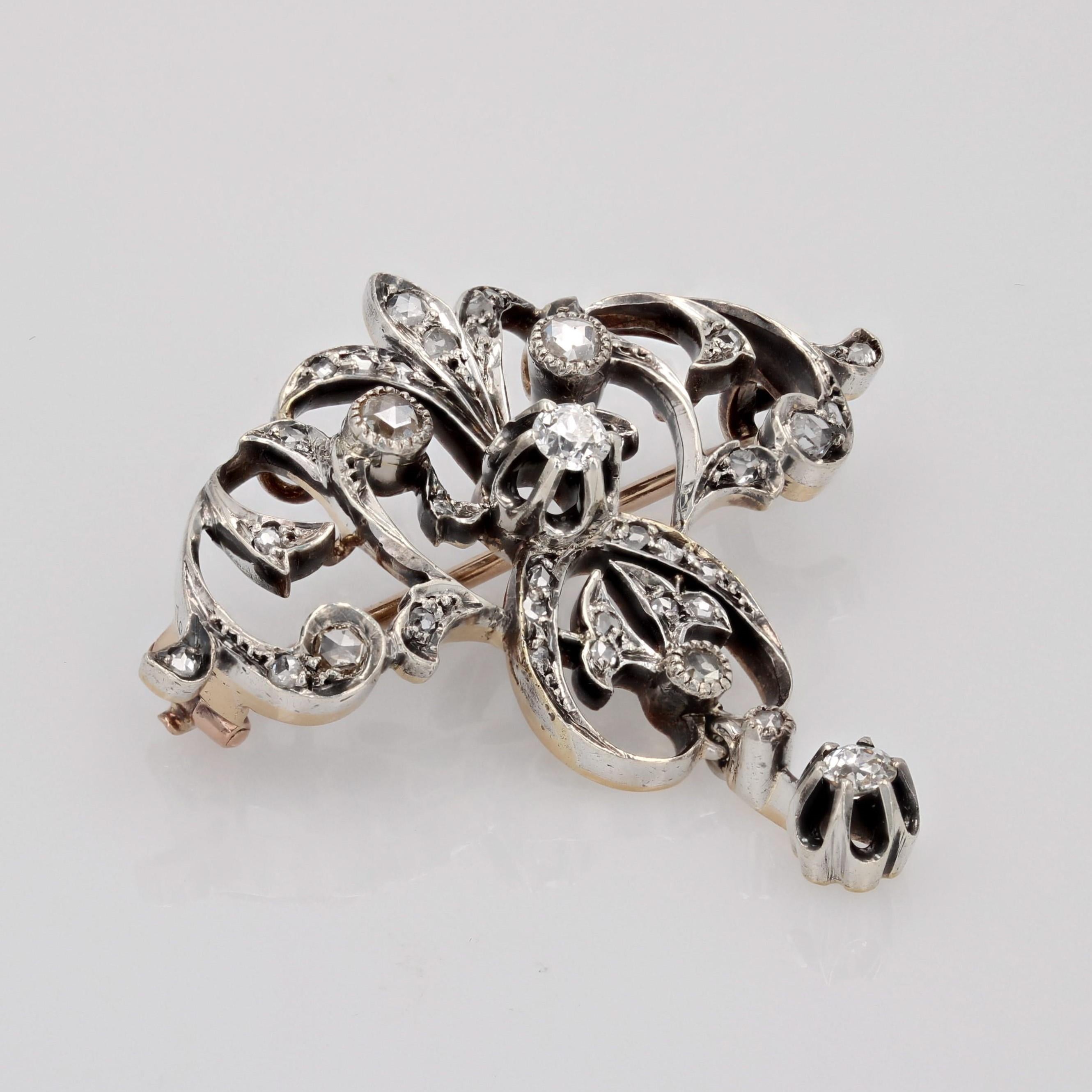 French 1880s Diamonds 18 Karat Rose Yellow Gold Silver Brooch Pendant In Good Condition For Sale In Poitiers, FR