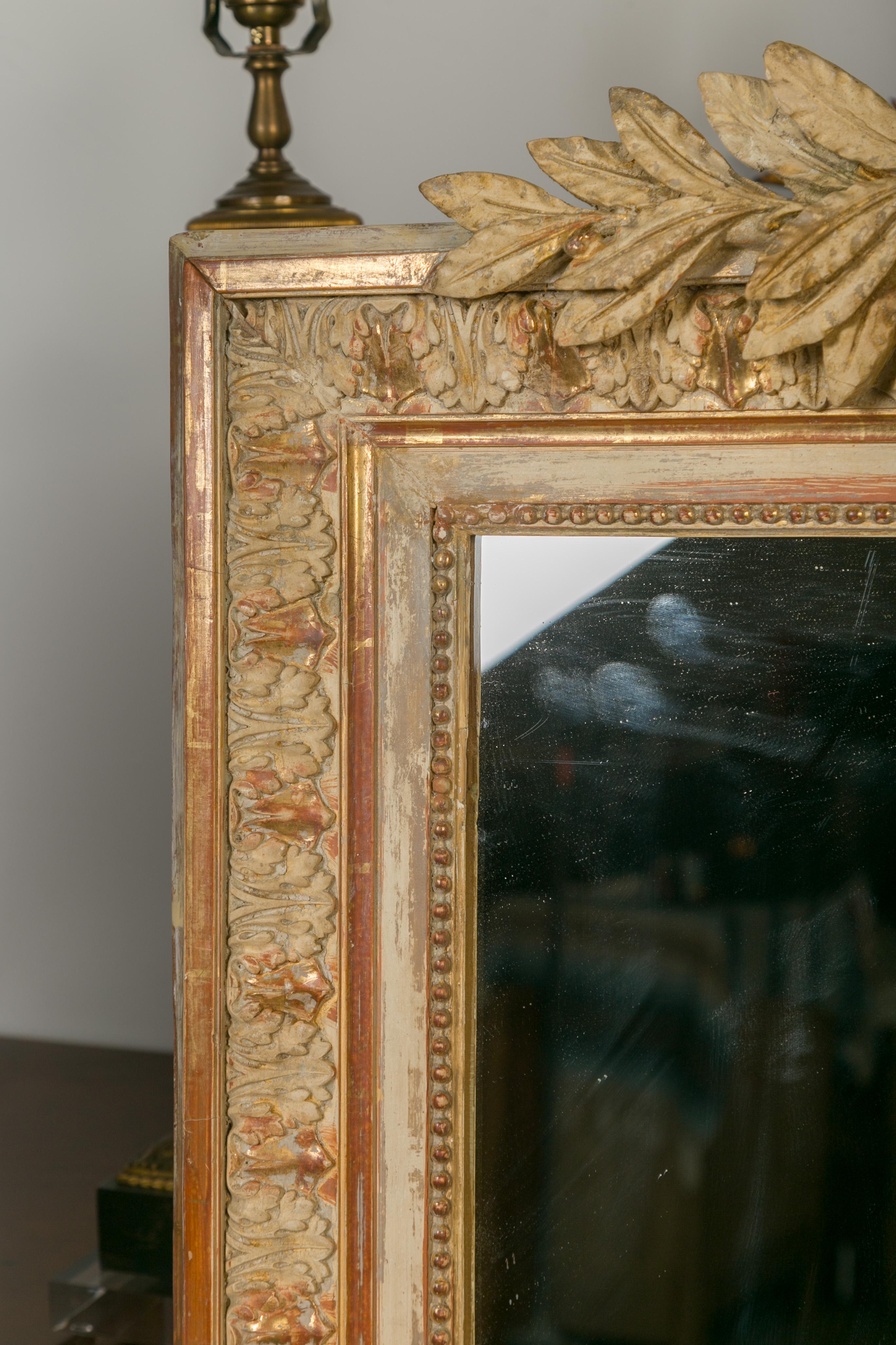 French 1880s Gilt and Painted Mirror with Carved Floral Wreath, Torch and Quiver 4