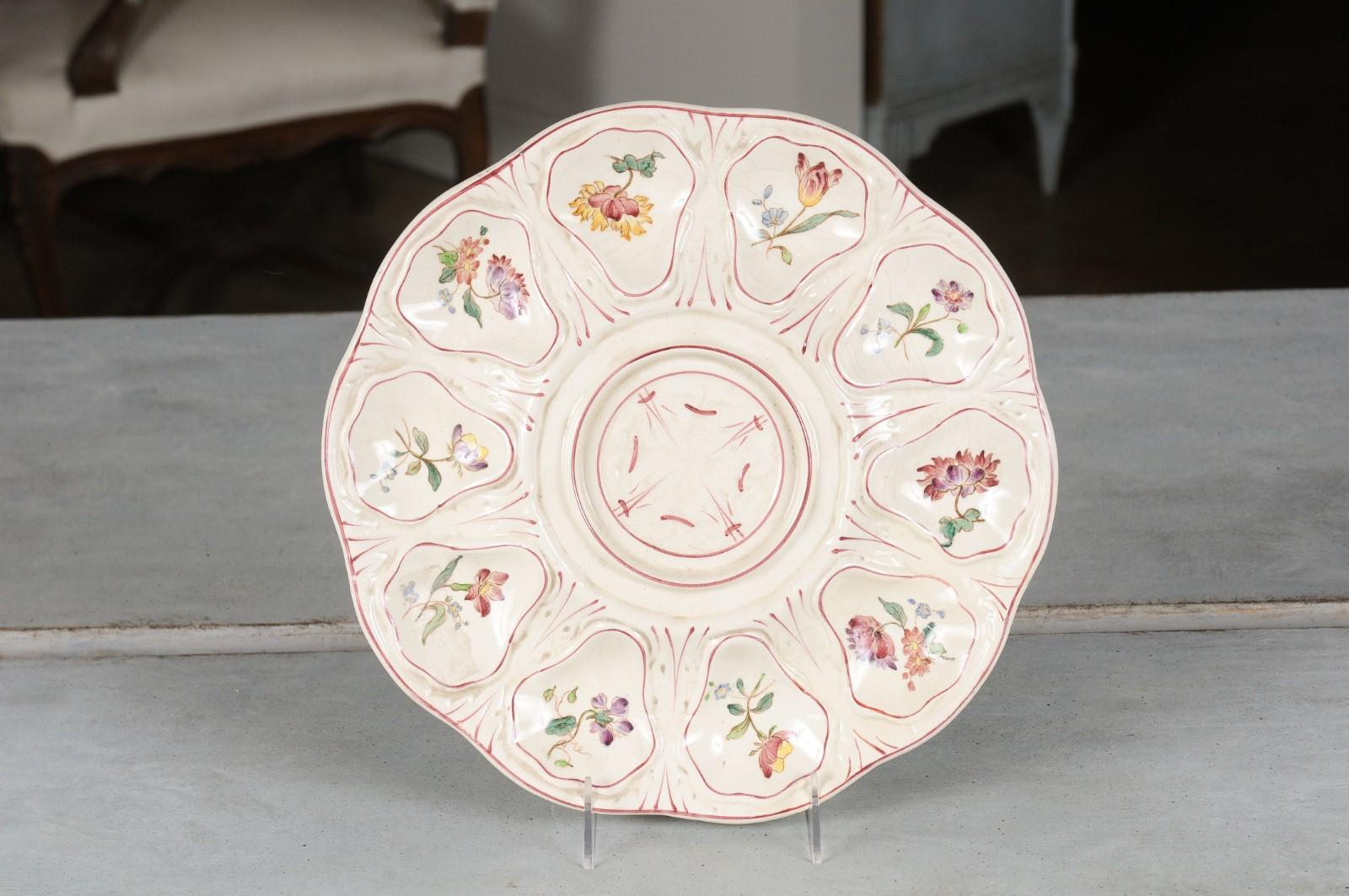 19th Century French 1880s Longchamp Majolica Oyster Platter with Floral Décor and Petite Base