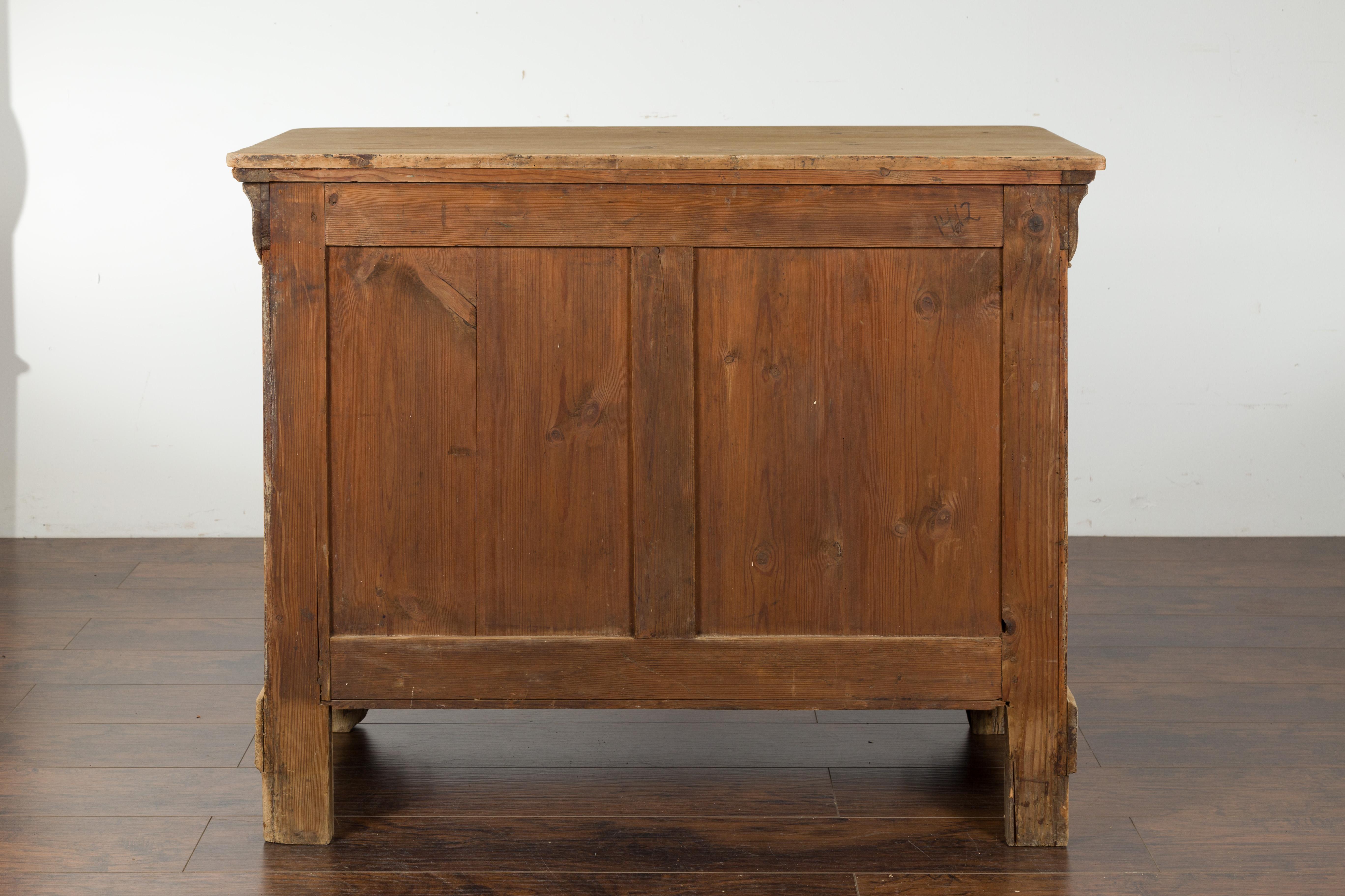 French 1880s Louis-Philippe Style Pine Four-Drawer Commode with Bracket Feet 7