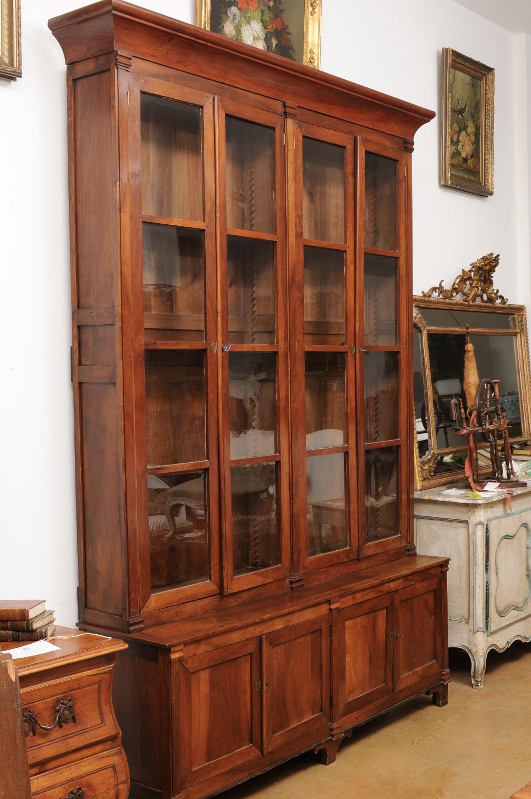French 1880s Louis XVI Style Wood Bookcase with Glass Doors and Doric Pilasters 4