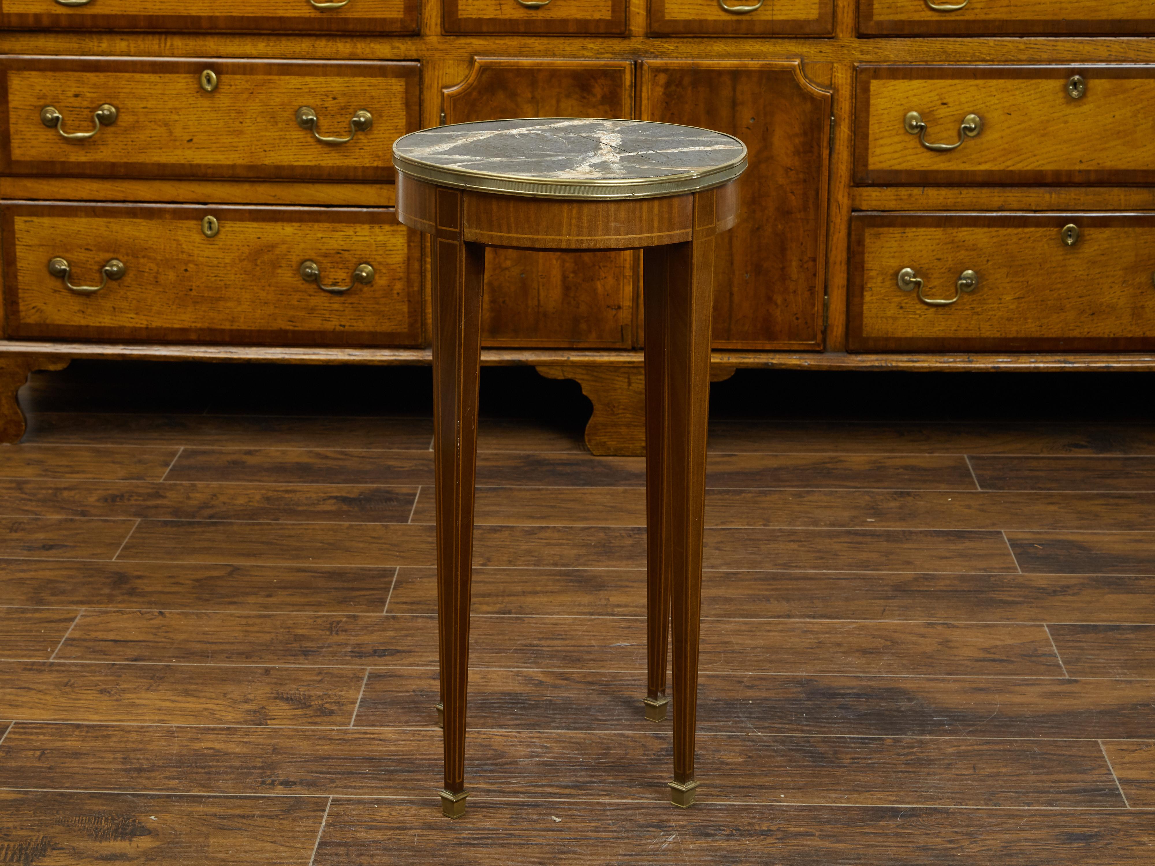 French 1880s Mahogany Guéridon Side Table with Faux Marble Painted Top For Sale 1