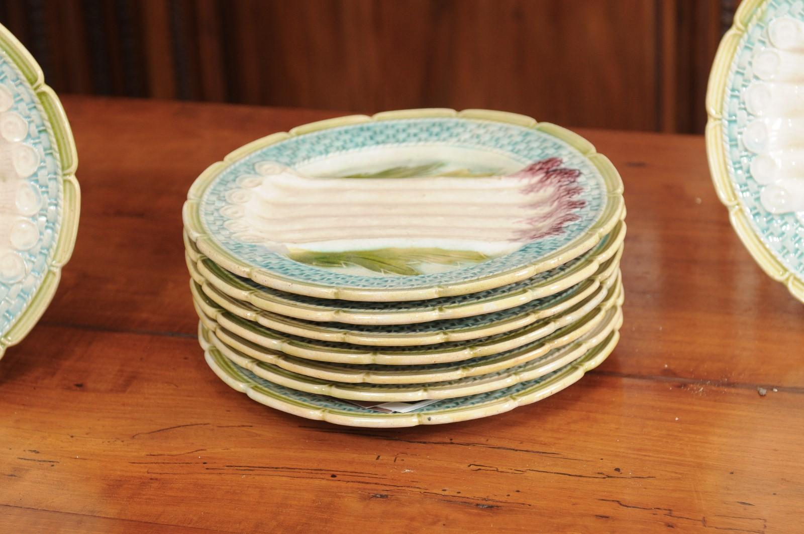 19th Century French 1880s Majolica Asparagus Plate with Turquoise Wicker Style Accents For Sale