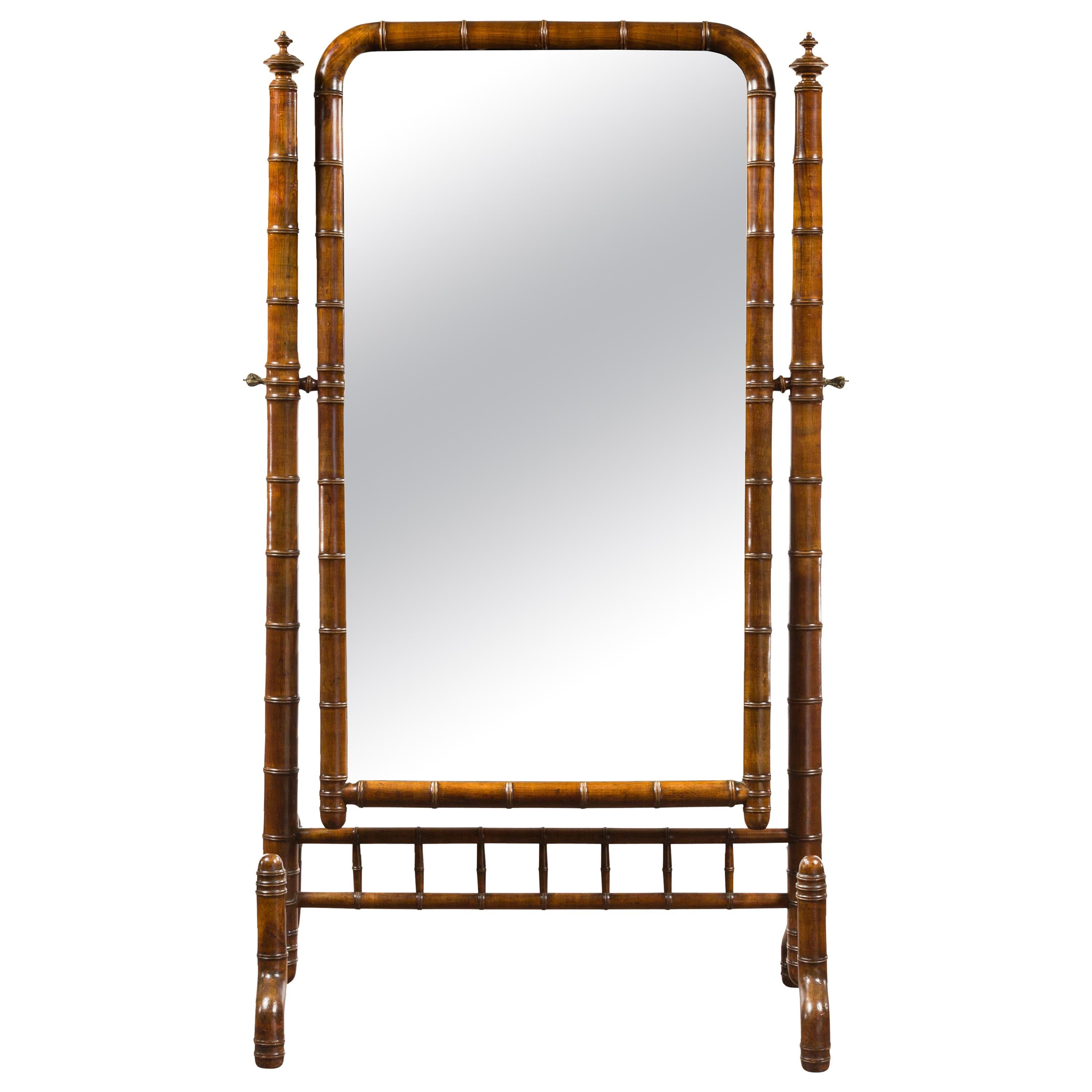 French 1880s Napoléon III Faux Bamboo Walnut Cheval Mirror with Turned Finials For Sale