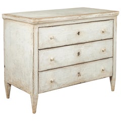 French 1880s Painted Three-Drawer Chest with Tapered Feet and Distressed Patina