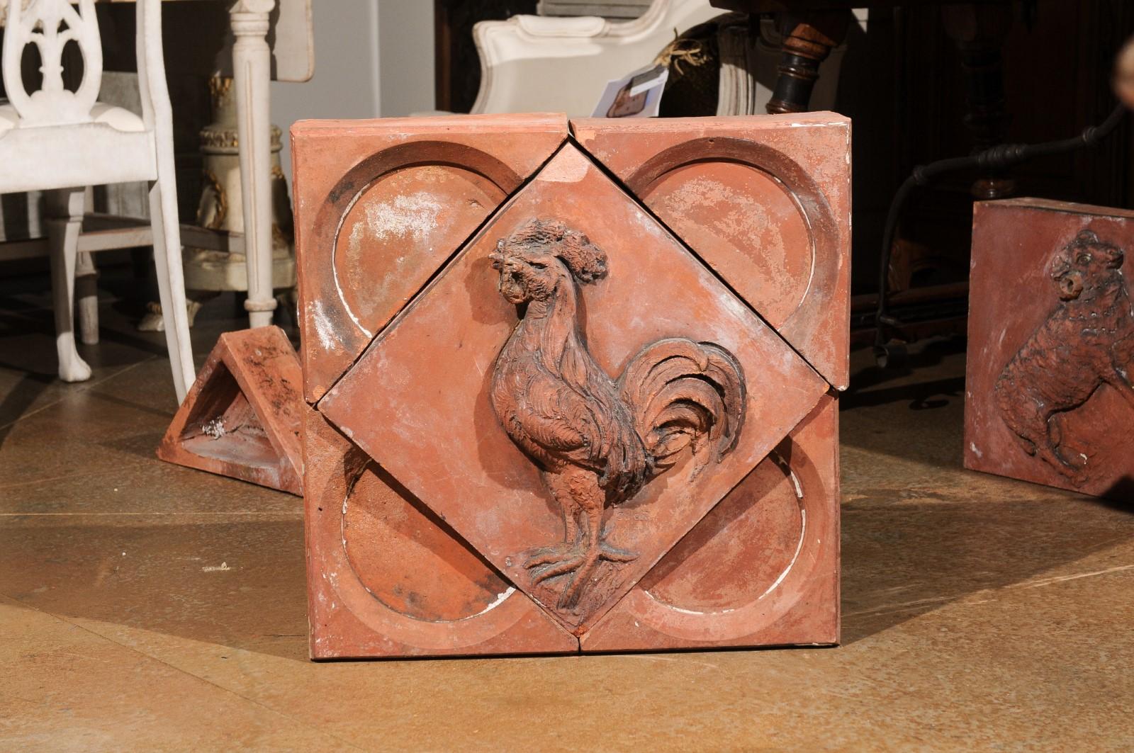 French 1880s Red Terracotta Panel Depicting a Rooster on a Quadrilobe For Sale 2