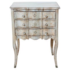 French 1880s Rococo Style Three-Drawer Bedside Chest with Serpentine Front