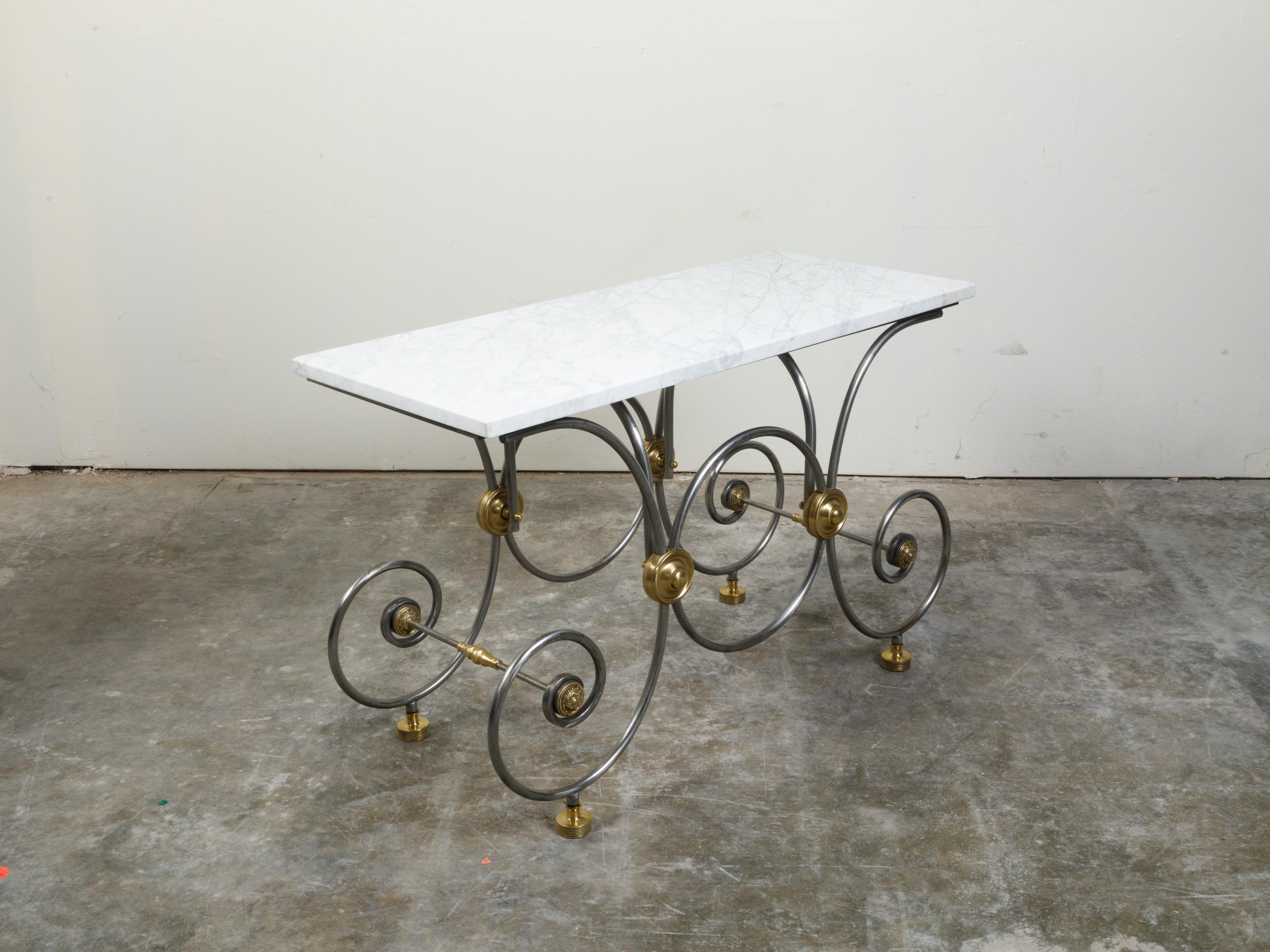 French 1880s Steel and Brass Baker's Table with Scrolling Base and Marble Top For Sale 1