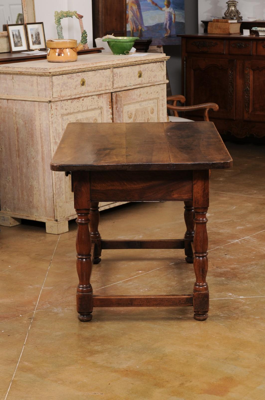 French 1880s Walnut Console Table with Single Drawer and Turned Baluster Legs 8