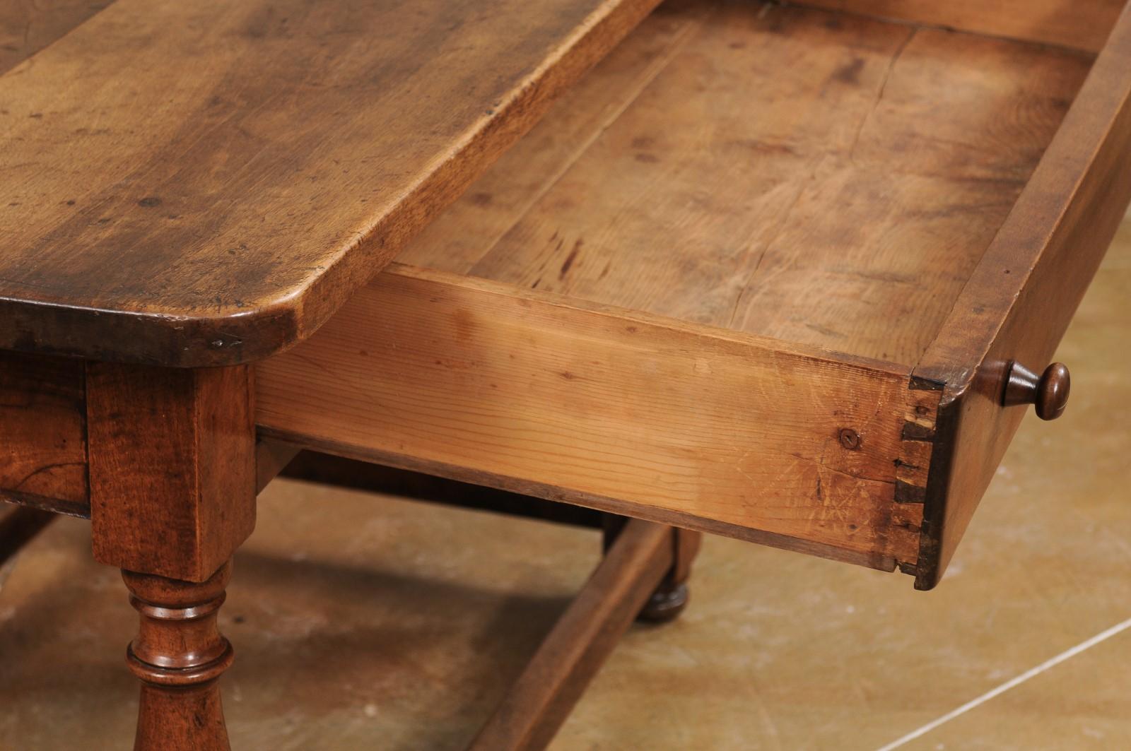 French 1880s Walnut Console Table with Single Drawer and Turned Baluster Legs 2