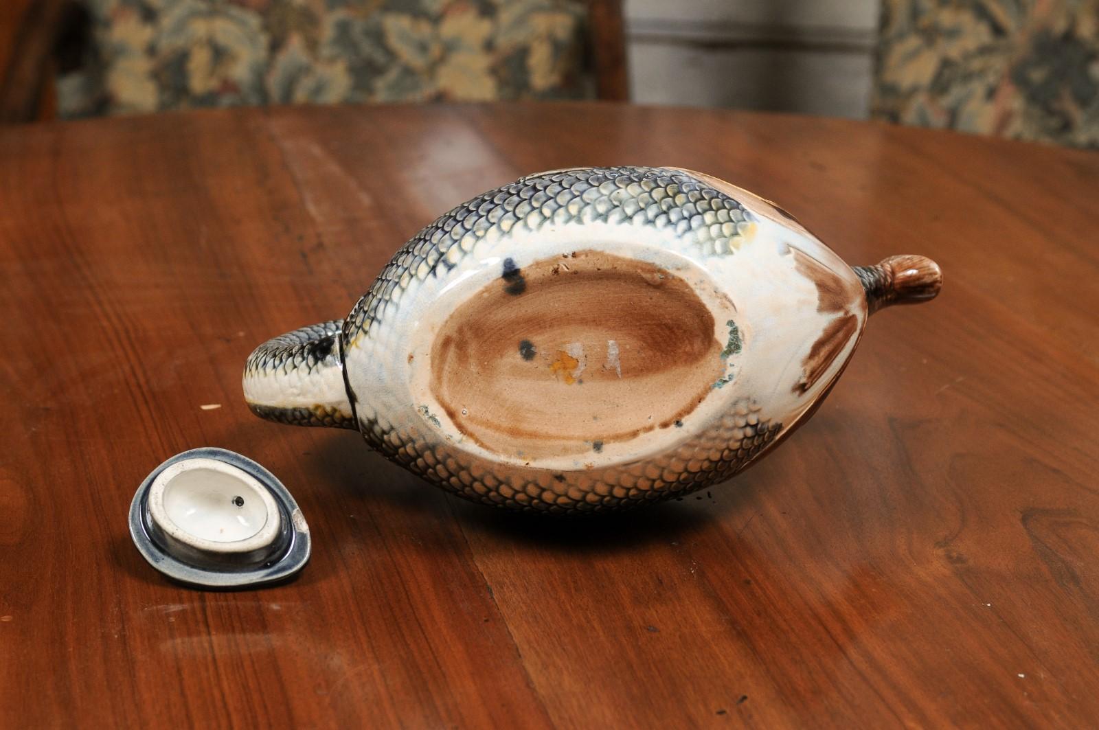 French 1885s Glazed Majolica Teapot Depicting a Fish Eating Another Fish 10