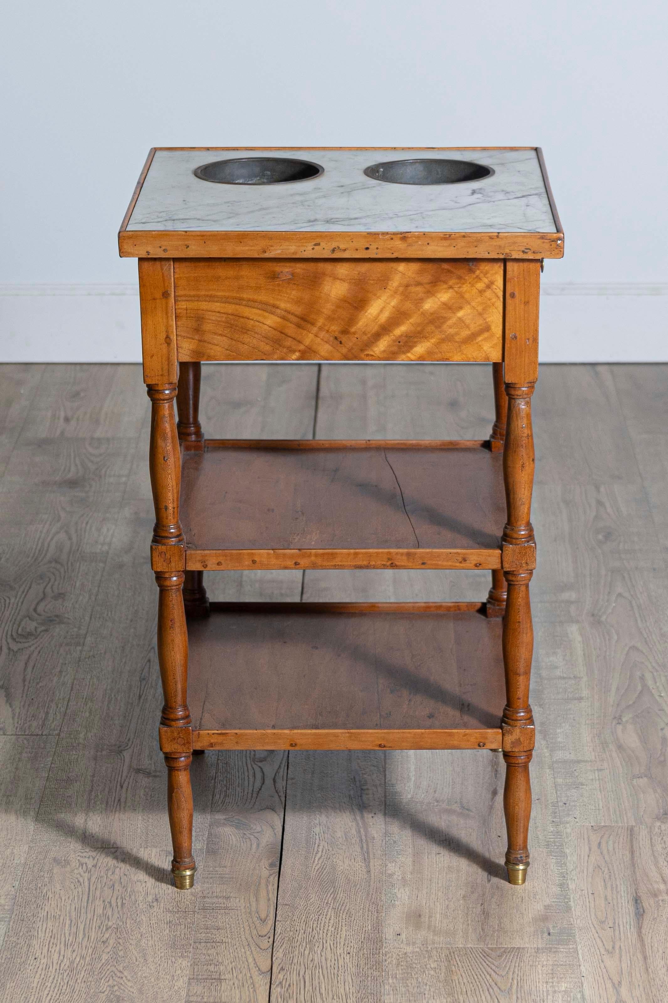 Turned French 1890s Cherry Rafraichissoire Wine Table with White Vined Marble Top For Sale