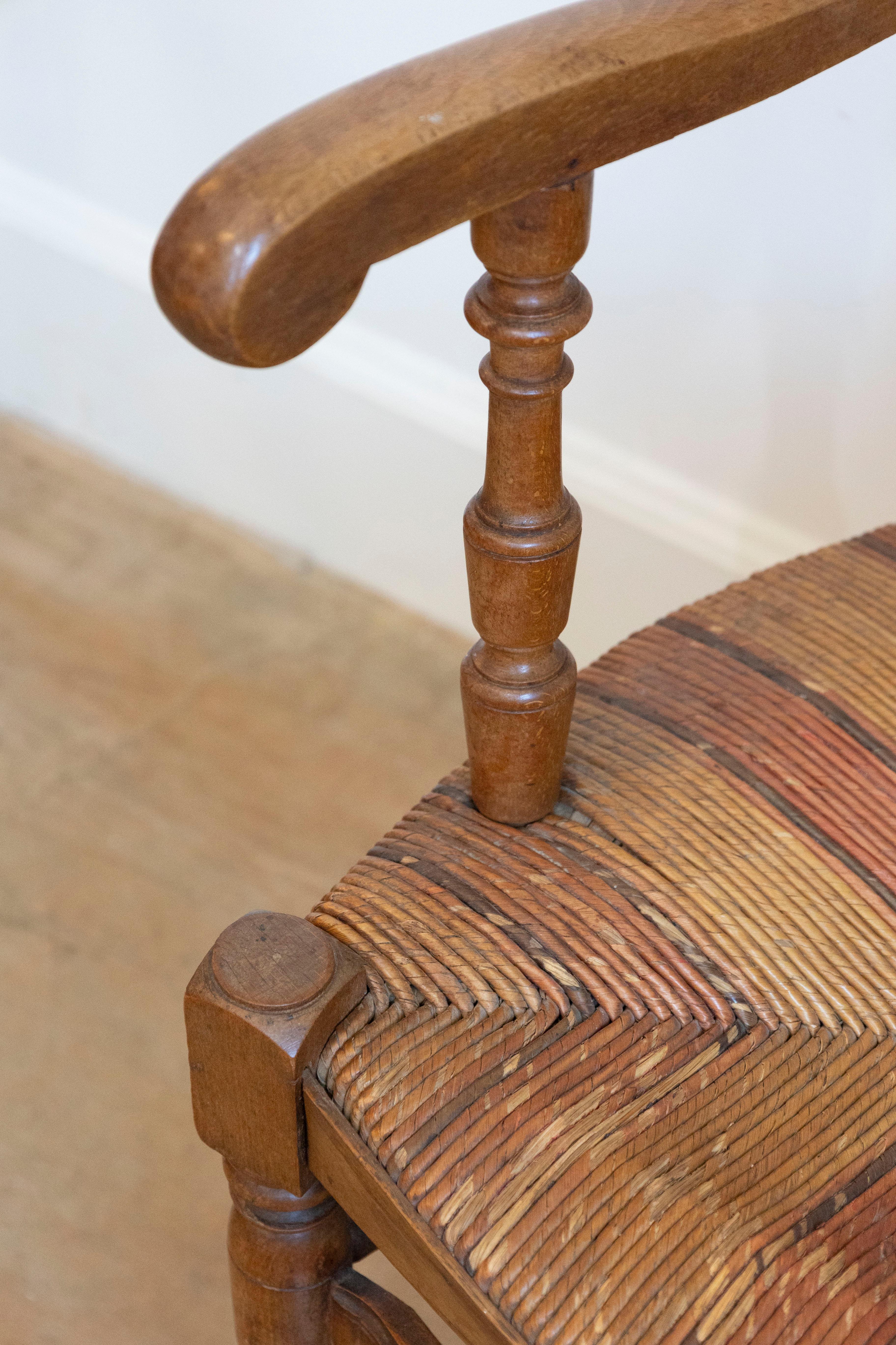 French 1890s Fruitwood Ladder Back Chairs with Straw Seats and Turned Legs In Good Condition For Sale In Atlanta, GA