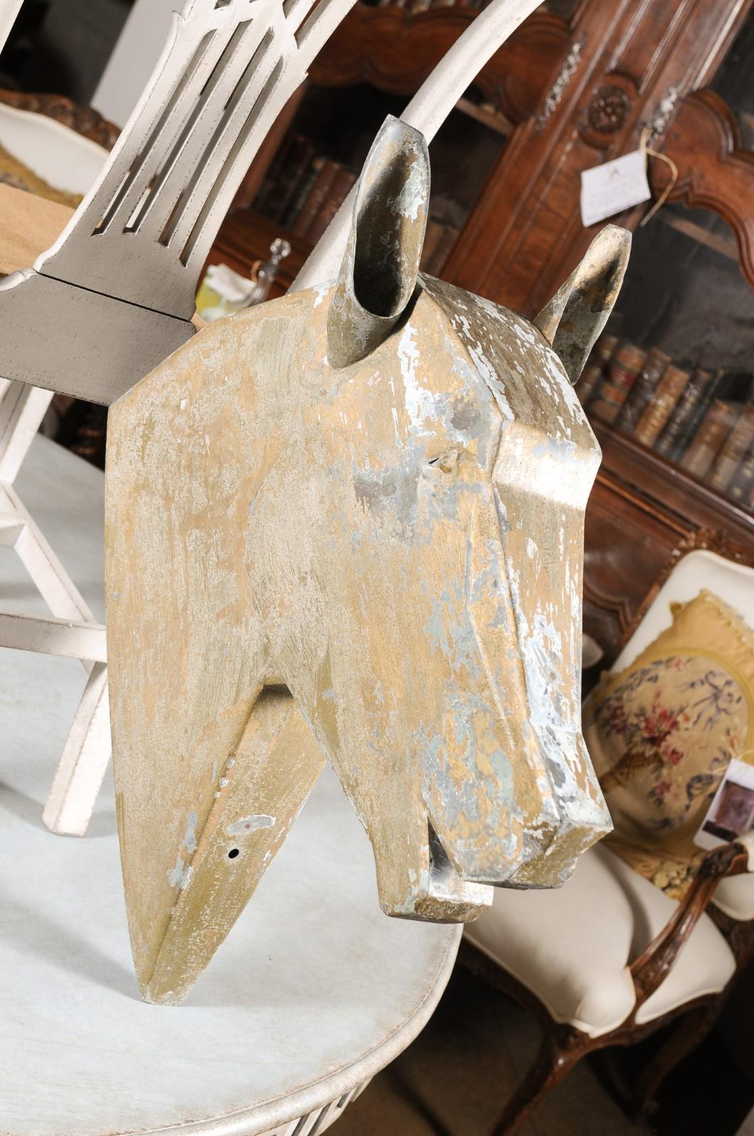 French 1890s Gilded Zinc Horse Head Sculpture with Angular Traits and Patina For Sale 8