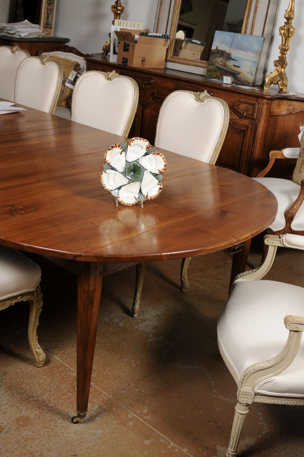 Assiette à huîtres Longchamp Terre de Fer émaillée des années 1890 avec fleur 4