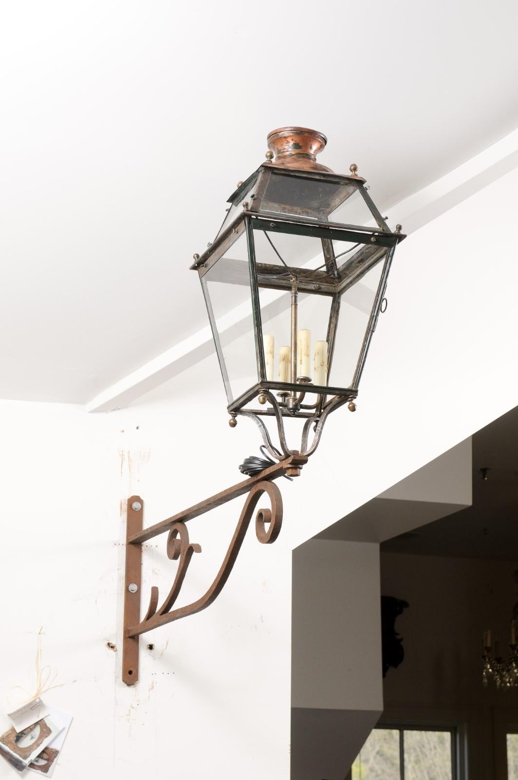 French 1890s Iron and Copper Wall Lantern with Four Lights and Scrolling Bracket For Sale 2